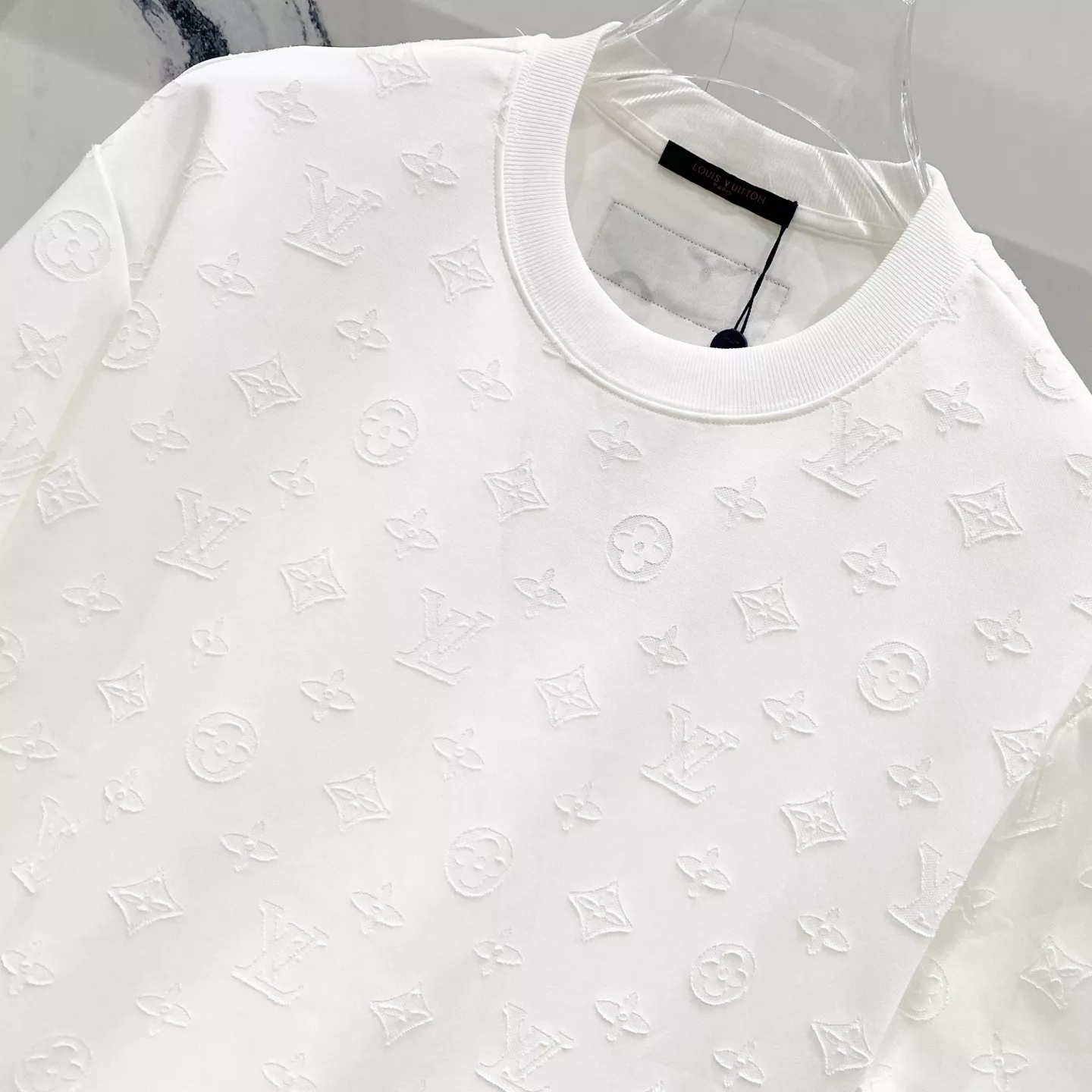 Sophisticated 7538 Louis Vuitton LV T-Shirts Short Sleeved For Unisex