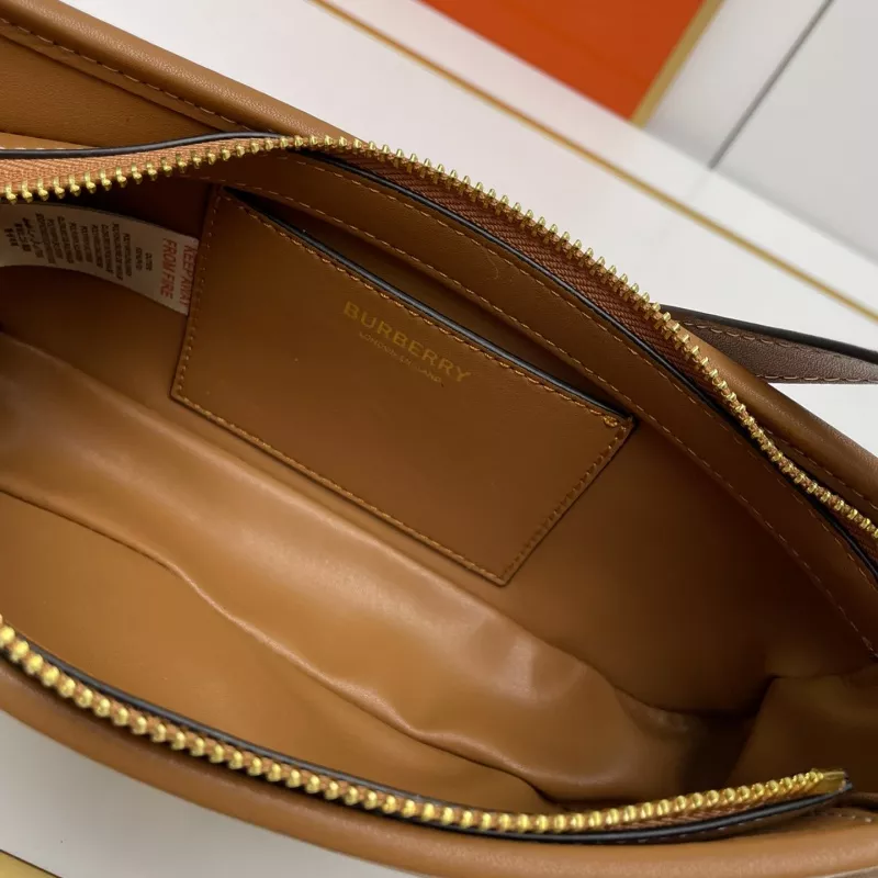 Sophisticated 7555 Burberry AAA Quality Shoulder Bags For Women