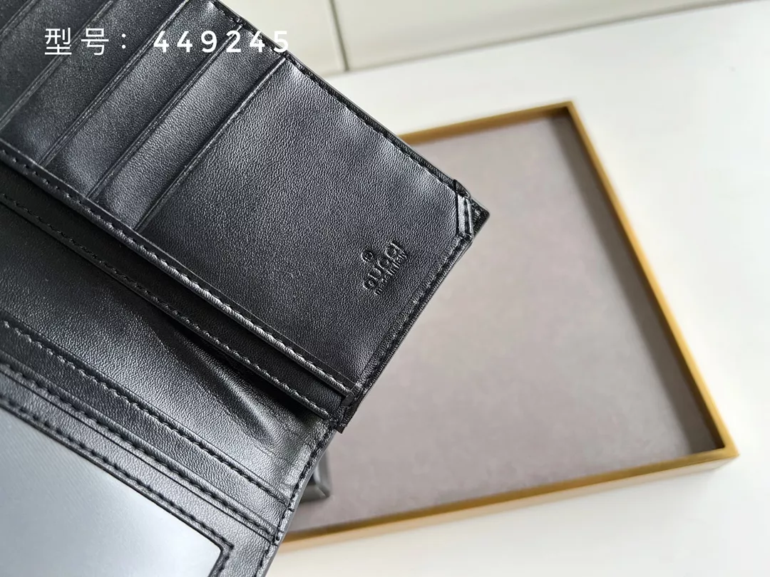 Sophisticated 7655 Gucci Wallets For Men