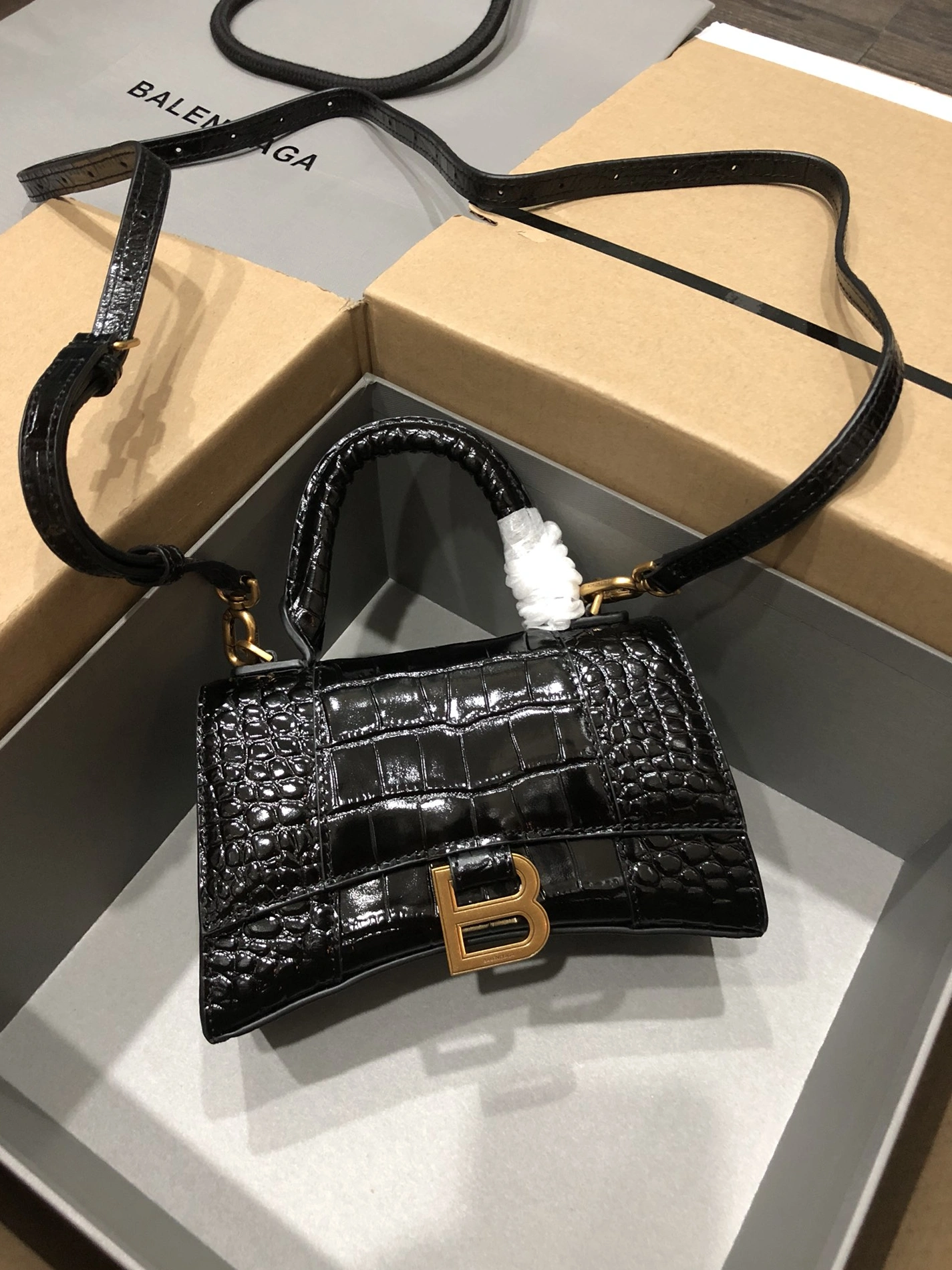 Sophisticated 7670 Balenciaga AAA Quality Handbags For Women