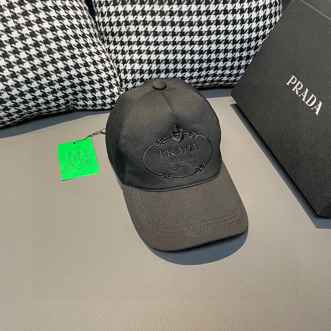 Sophisticated 7736 Prada Caps