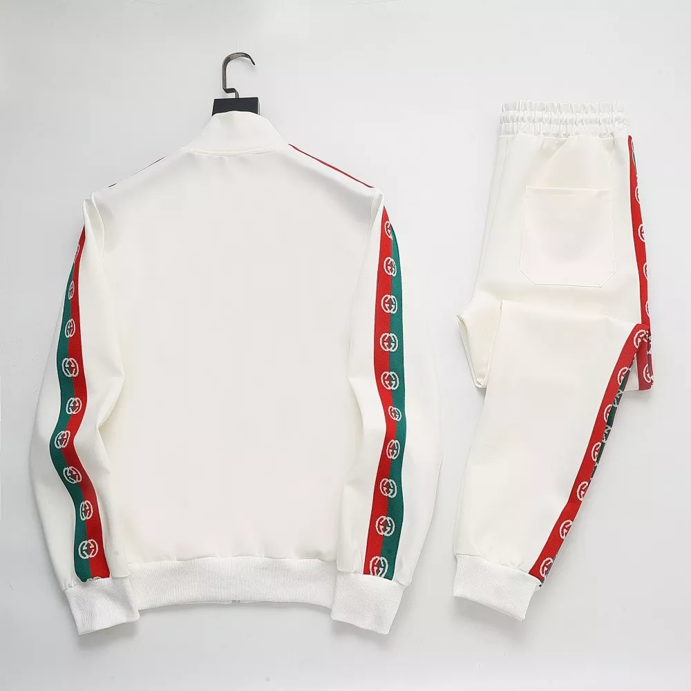 Sophisticated 7865 Gucci Tracksuits Long Sleeved For Men