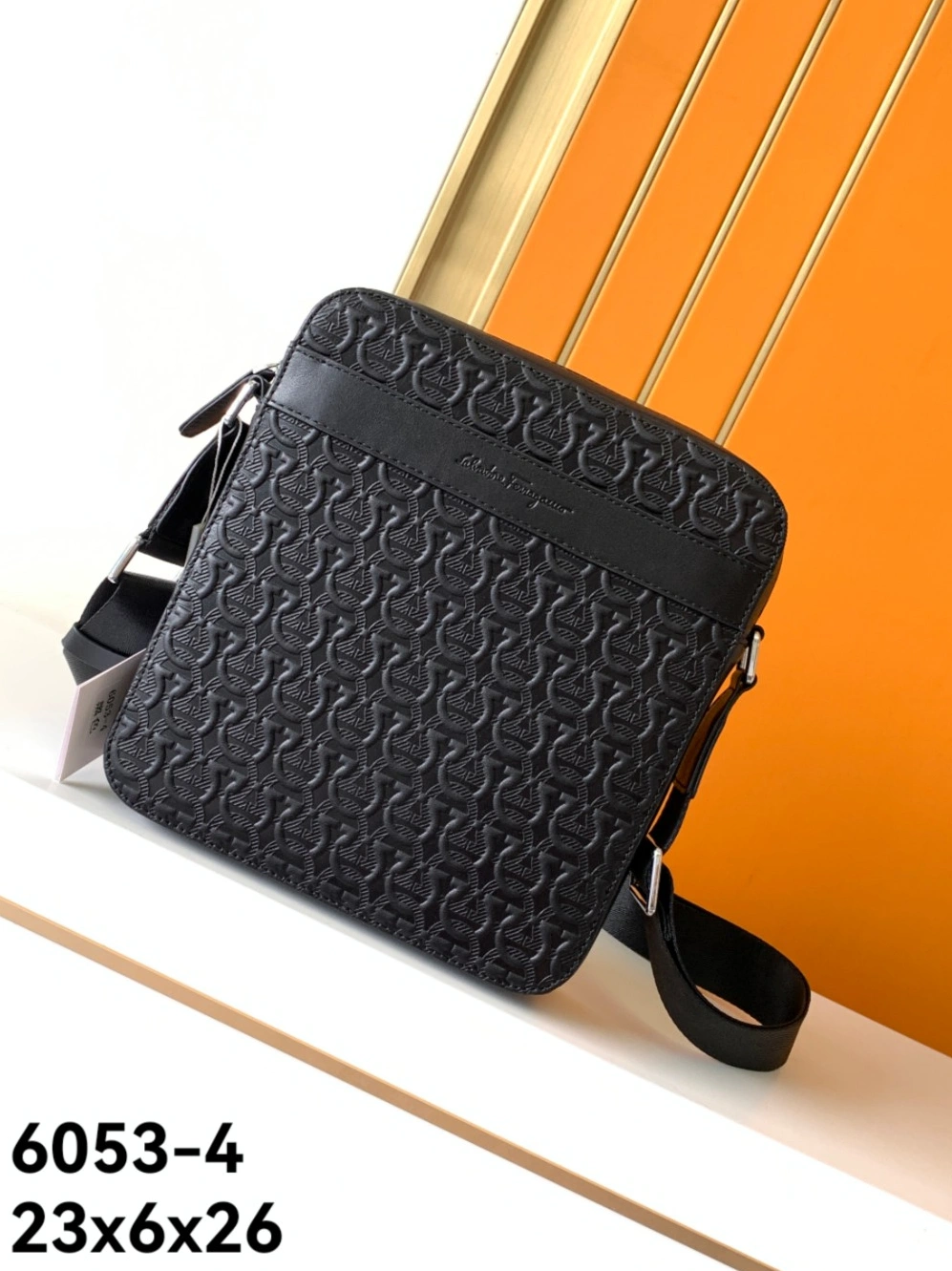 Sophisticated 8056 Salvatore Ferragamo AAA Man Messenger Bags