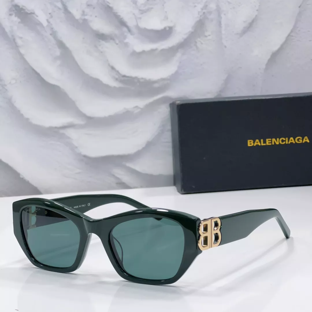 Sophisticated 8062 Balenciaga AAA Quality Sunglasses