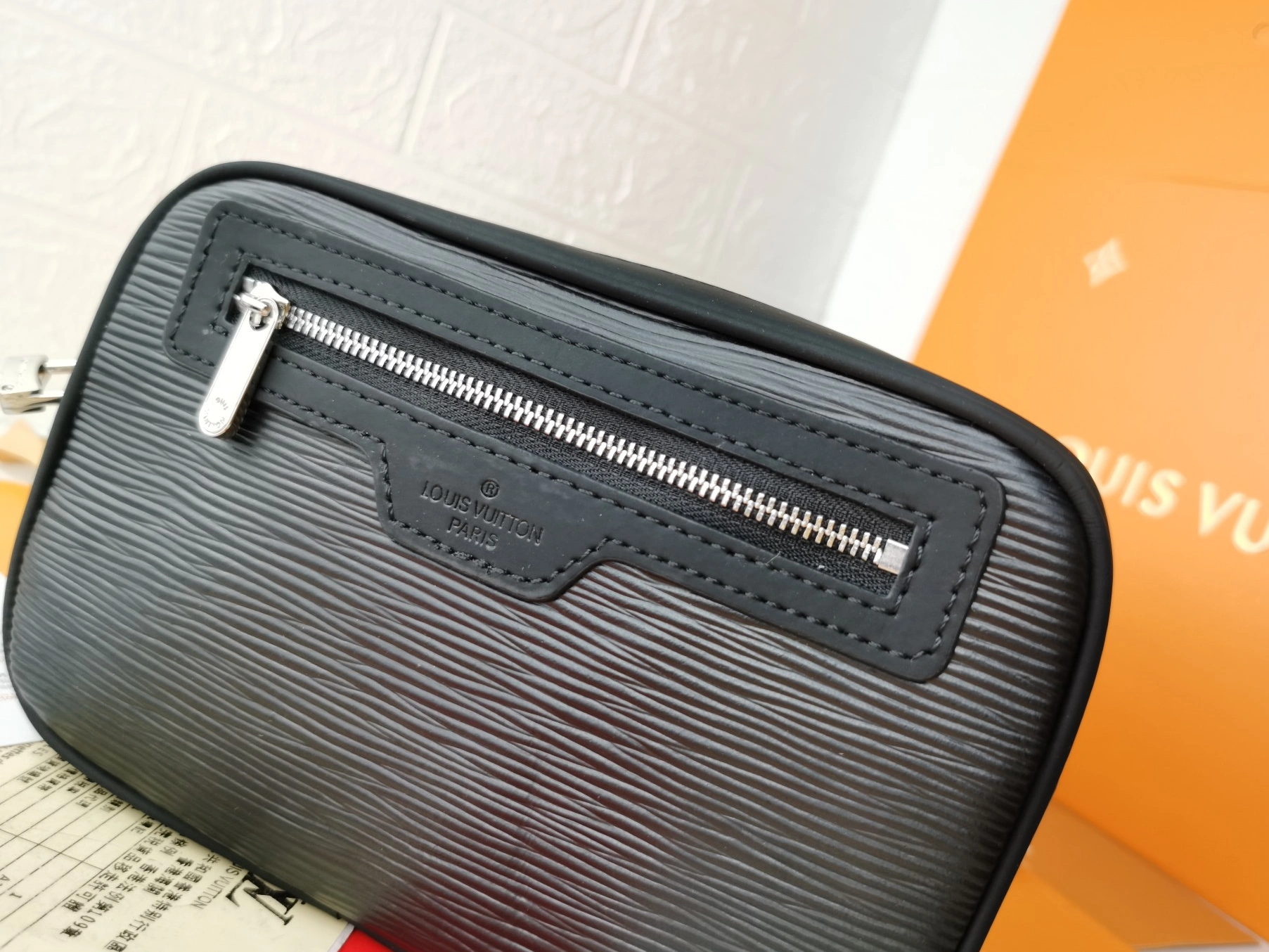 Sophisticated 8201 Louis Vuitton AAA Man Wallets