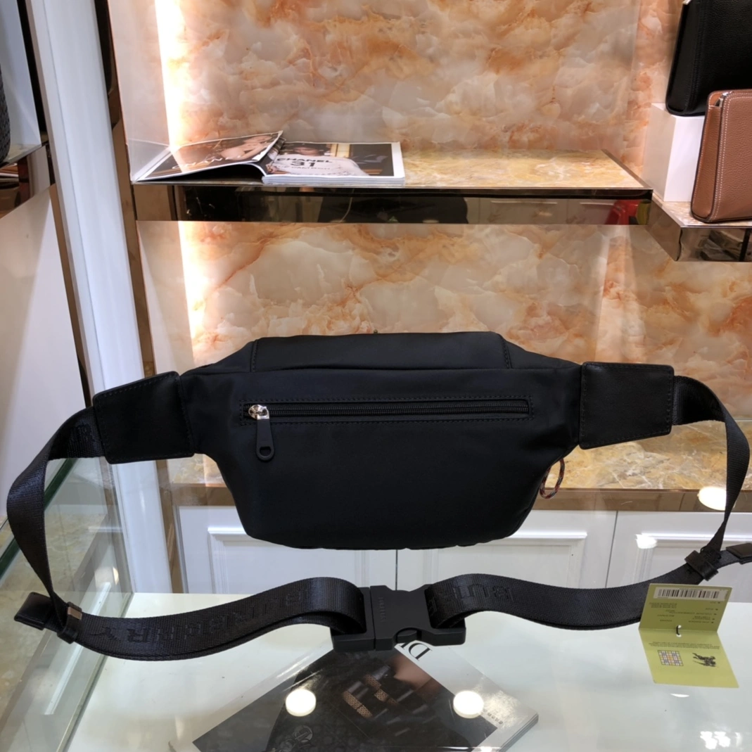 Sophisticated 8333 Burberry AAA Man Messenger Bags