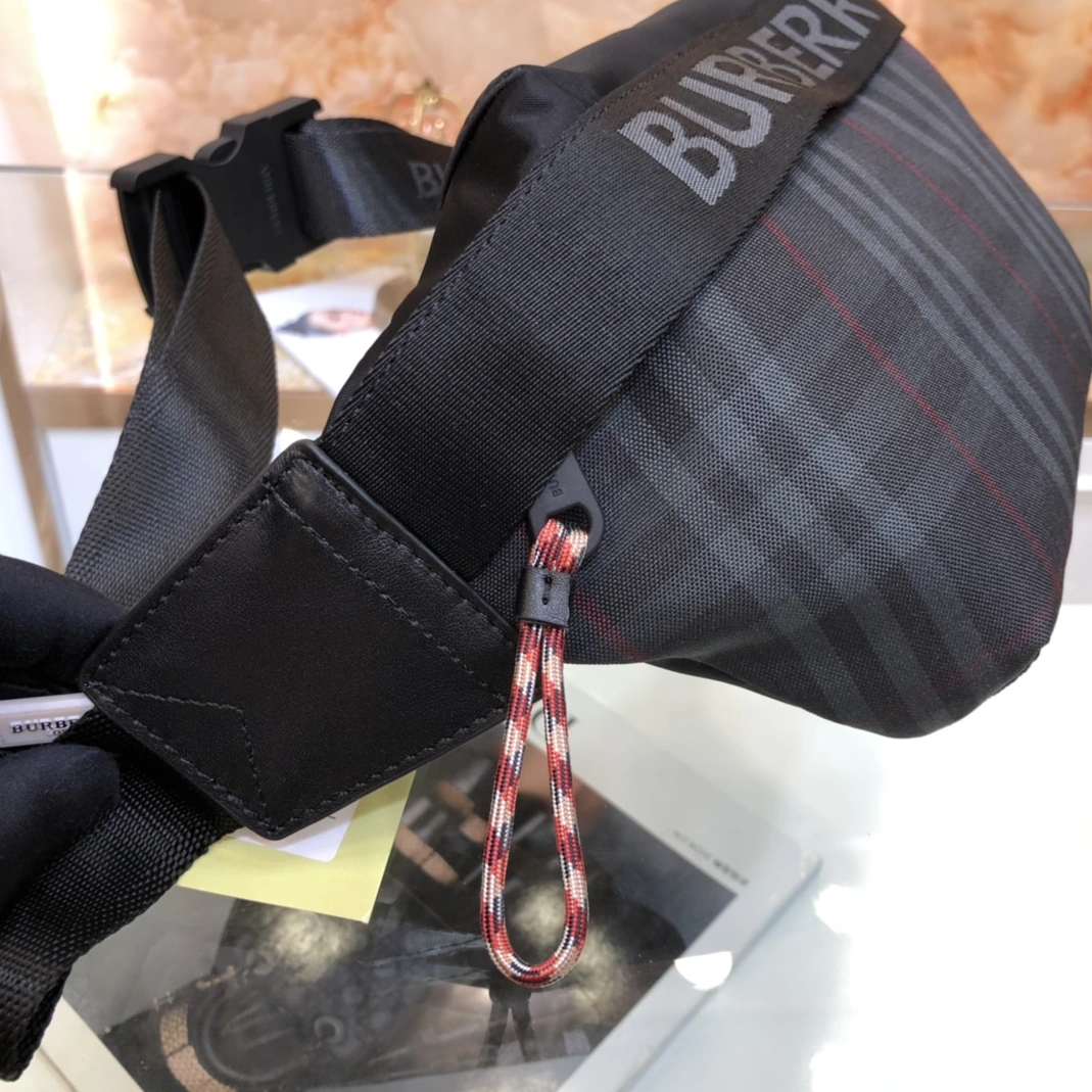 Sophisticated 8333 Burberry AAA Man Messenger Bags