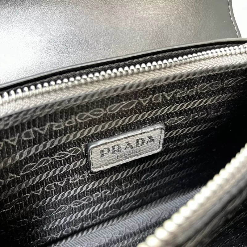 Sophisticated 8408 Prada AAA Quality Messenger Bags For Women