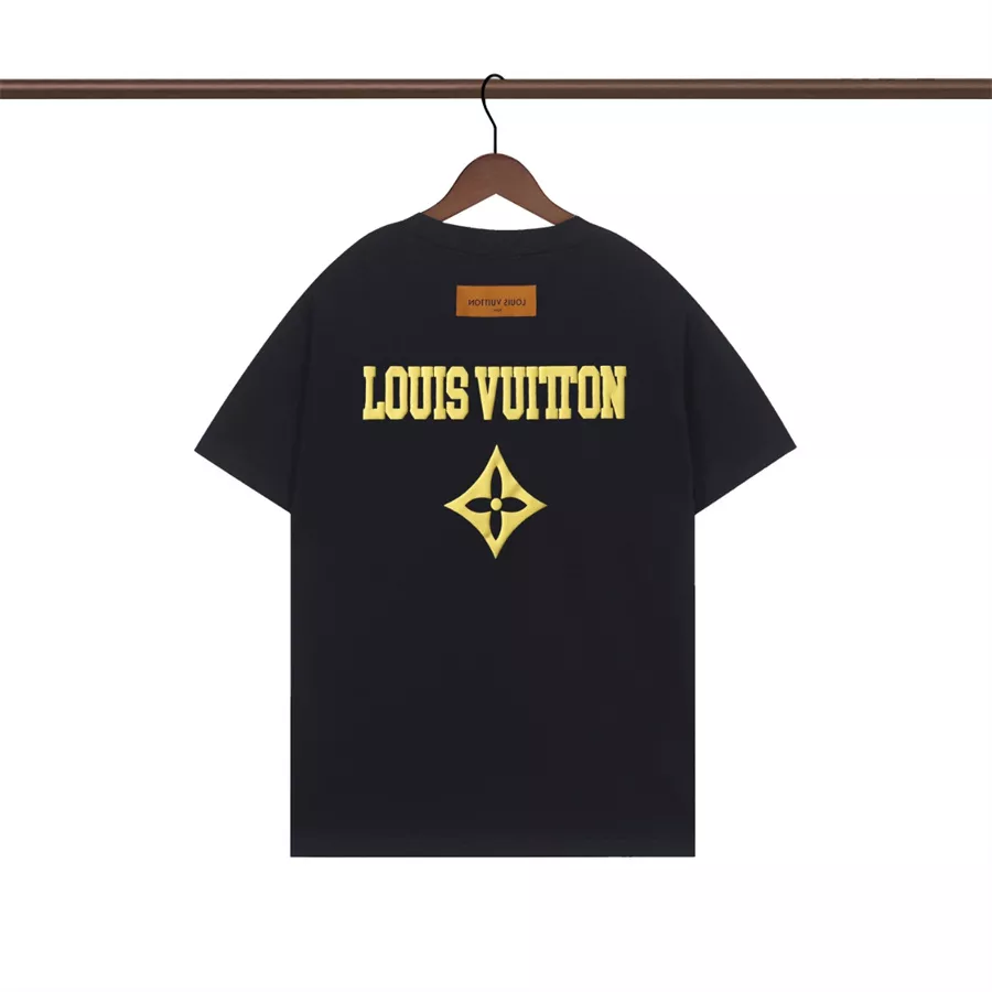 Sophisticated 8543 Louis Vuitton LV T-Shirts Short Sleeved For Unisex