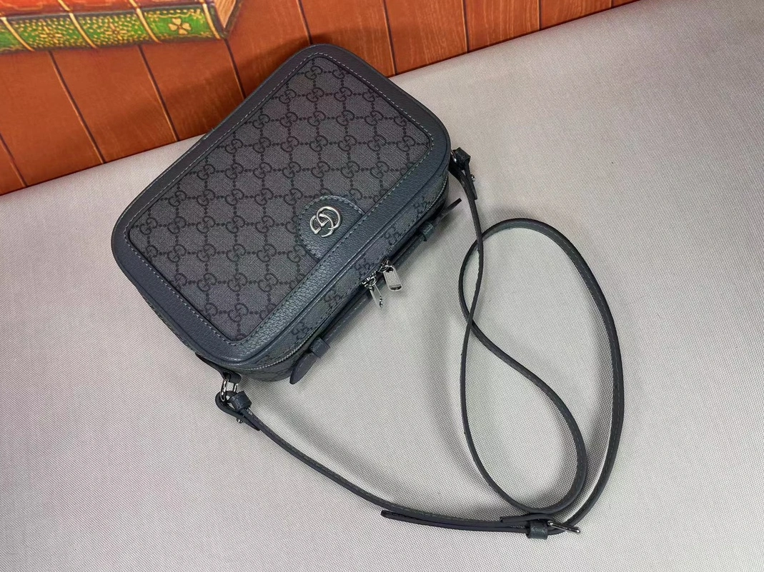 Sophisticated 8554 Gucci AAA Quality Messenger Bags For Women
