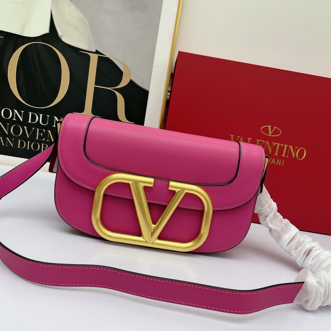 Sophisticated 8790 Valentino AAA Quality Messenger Bags For Women