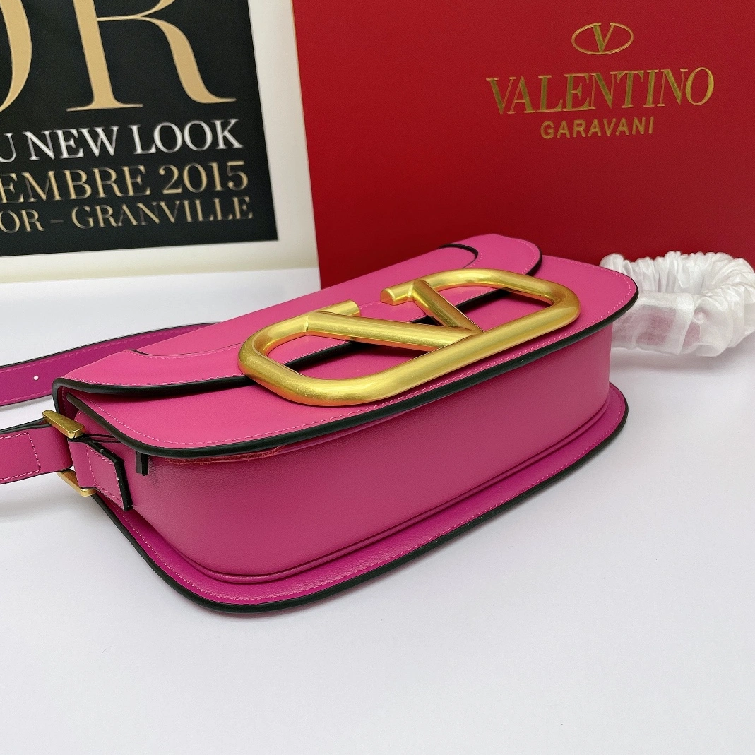 Sophisticated 8790 Valentino AAA Quality Messenger Bags For Women
