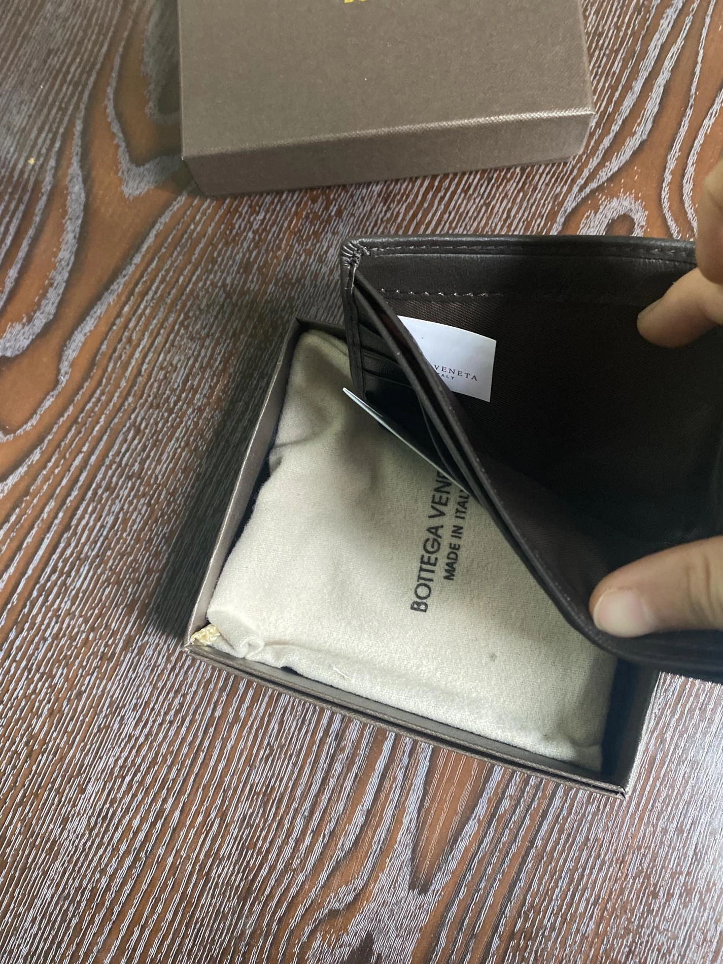 Sophisticated 8912 Bottega Veneta AAA Man Wallets
