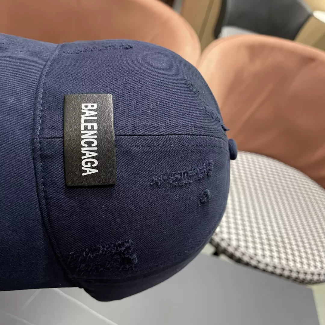 Sophisticated 9075 Balenciaga Caps