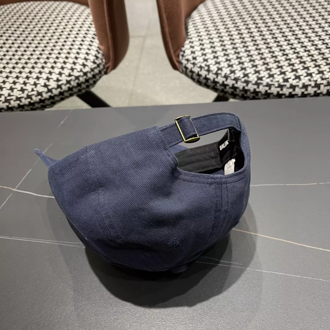 Sophisticated 9075 Balenciaga Caps