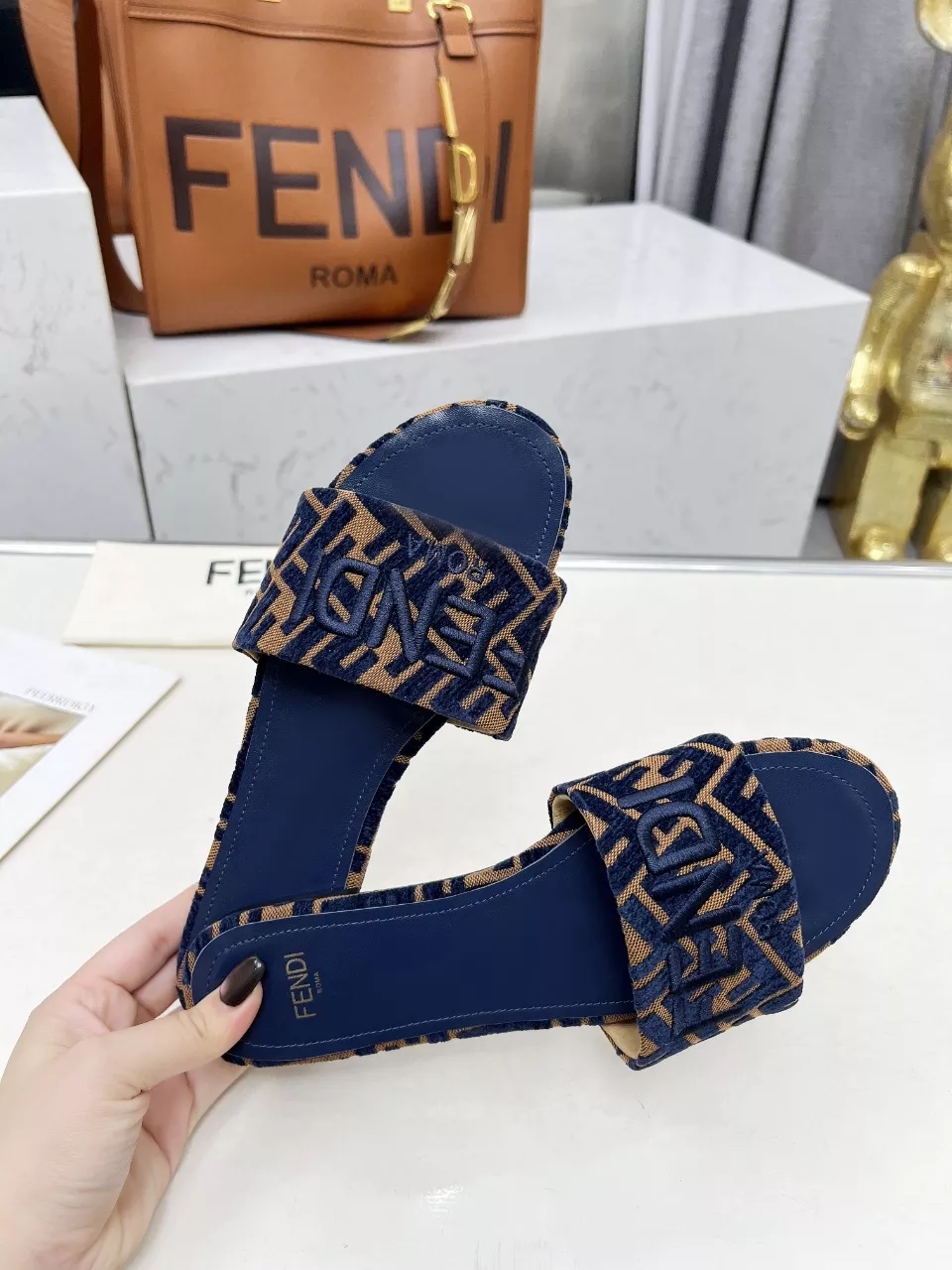 Sophisticated 9188 Fendi Slippers For Women