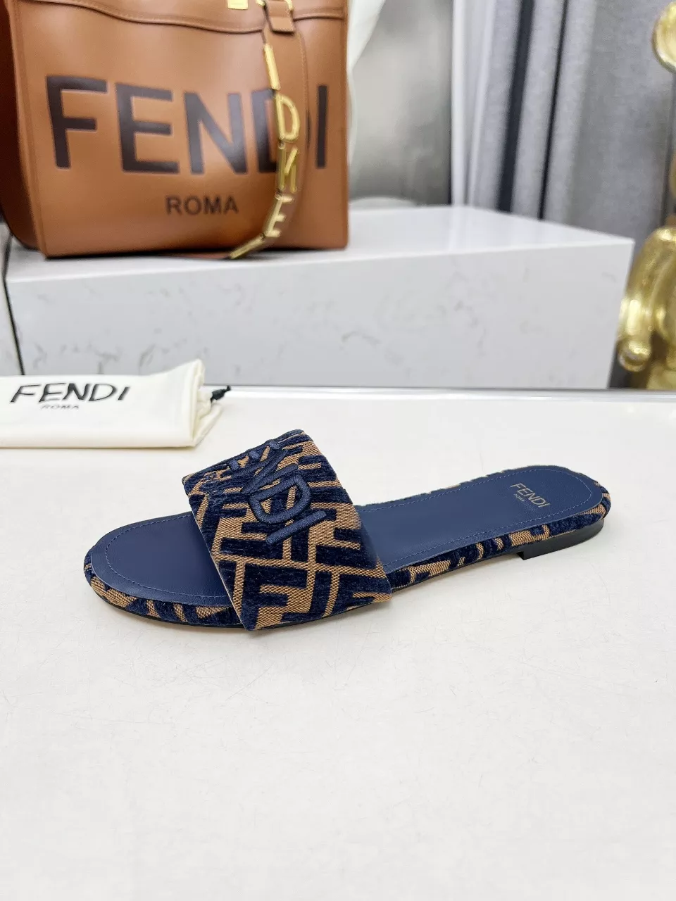 Sophisticated 9188 Fendi Slippers For Women