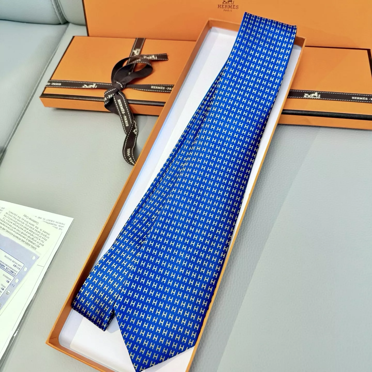 Sophisticated 924 Hermes Necktie