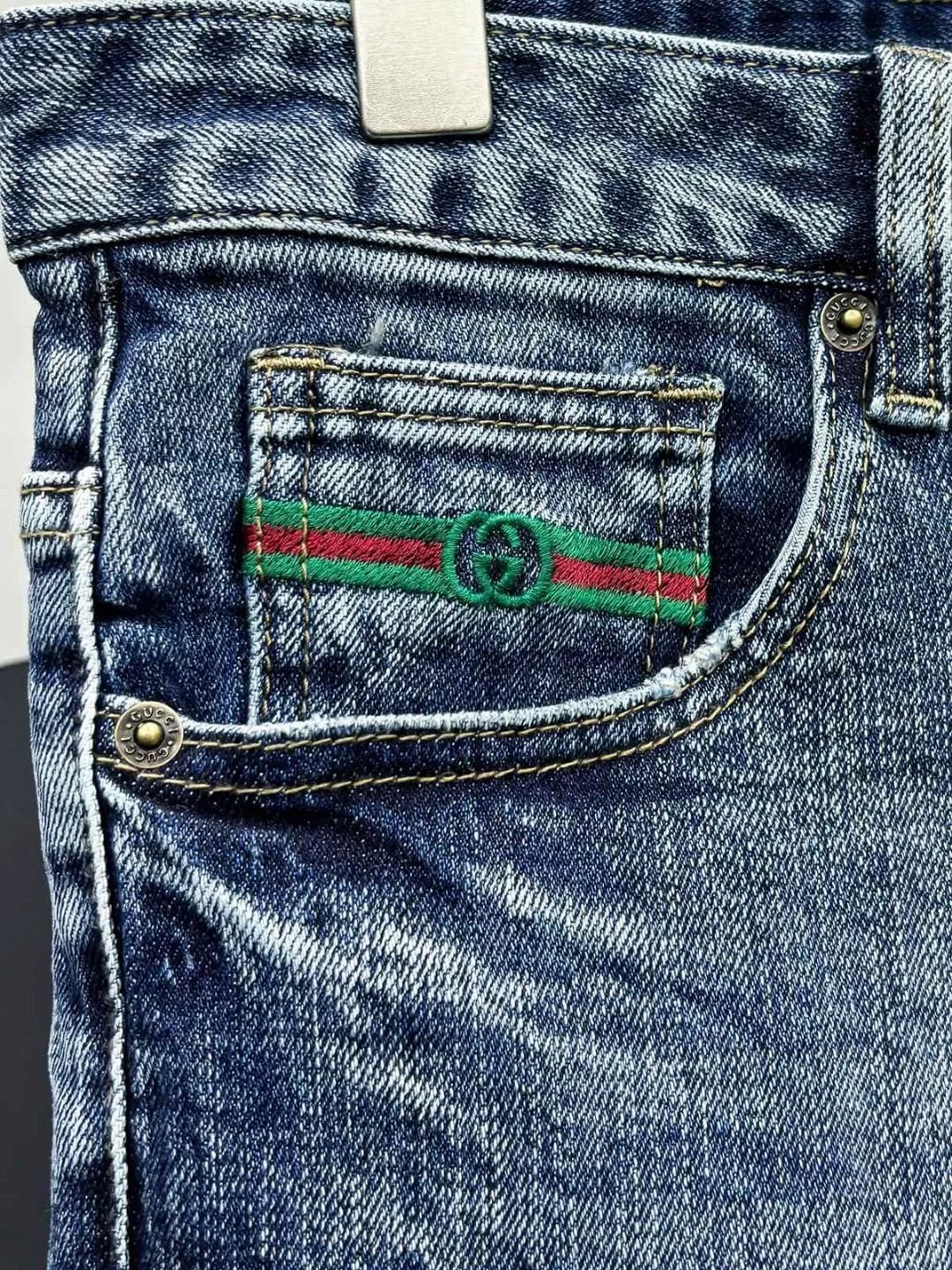 Sophisticated 9432 Gucci Jeans For Men