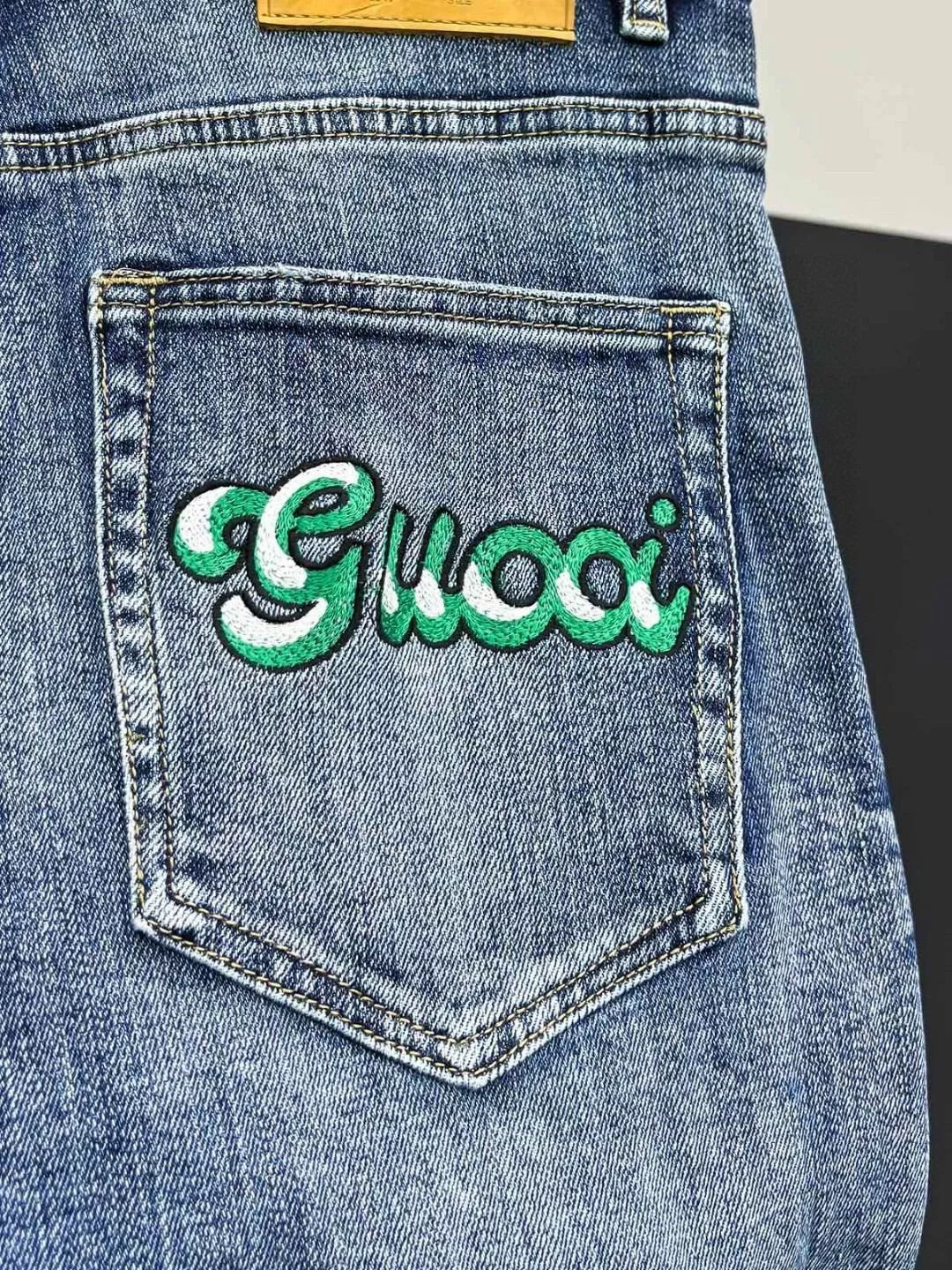 Sophisticated 9432 Gucci Jeans For Men