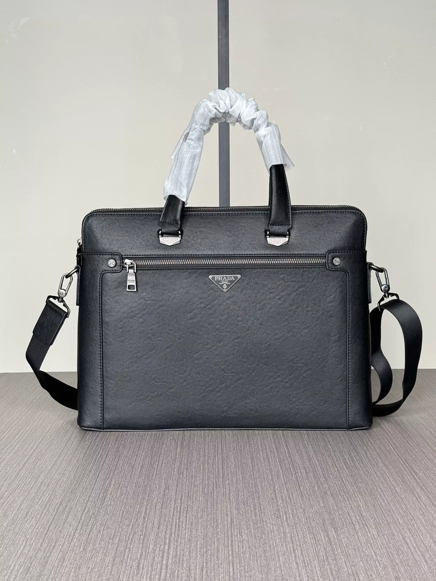 Sophisticated 9509 Prada AAA Man Handbags