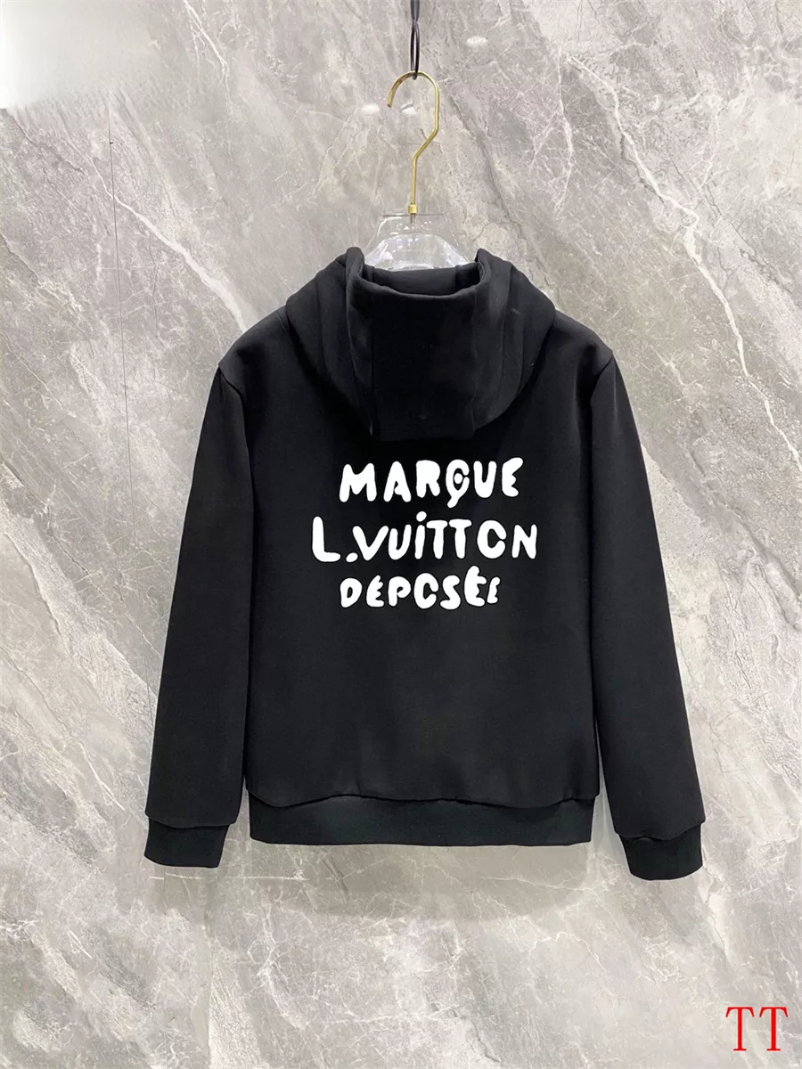 Sophisticated 9754 Louis Vuitton LV Tracksuits Long Sleeved For Men