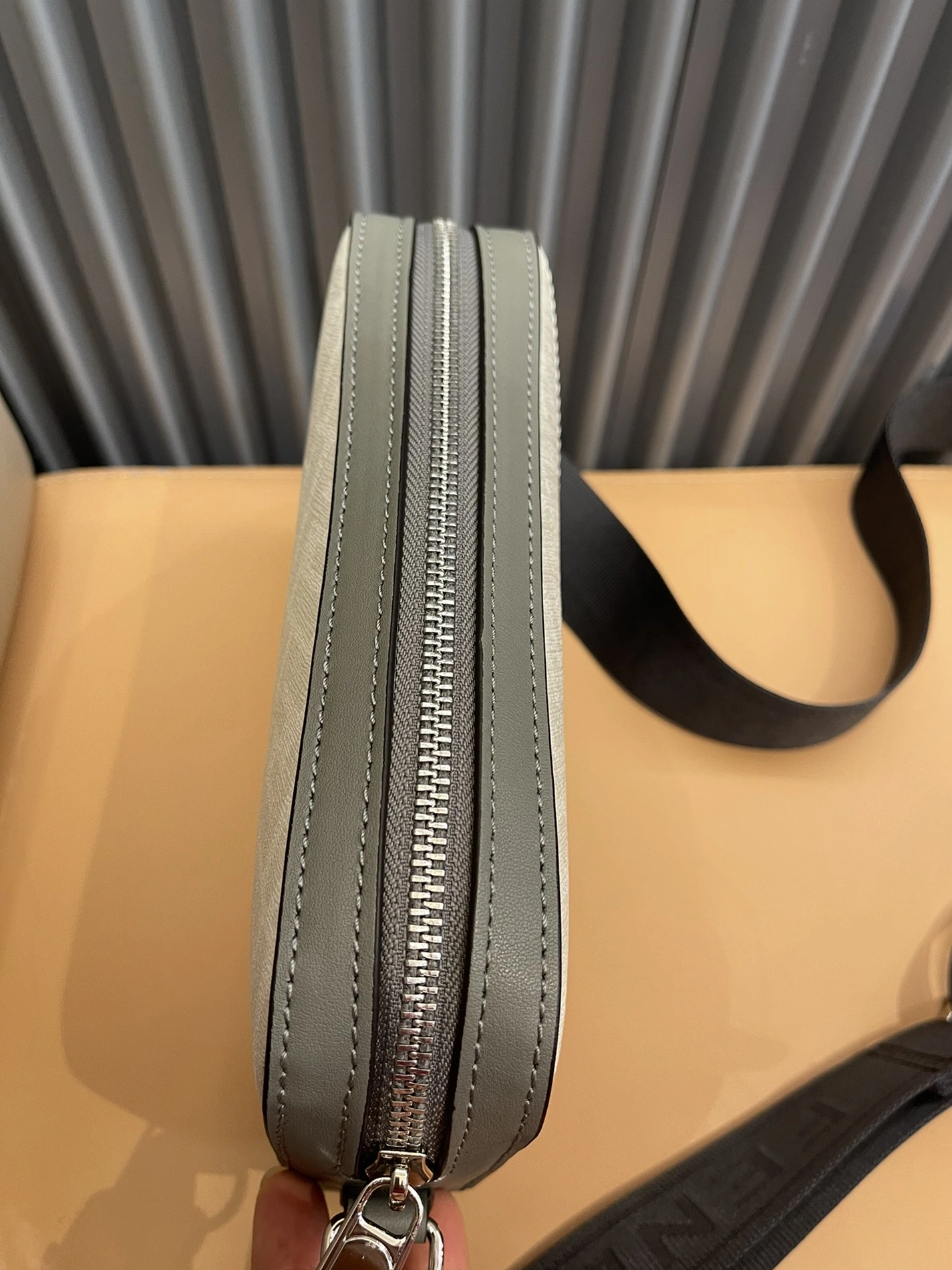 SportInspired 1064 Fendi AAA Man Messenger Bags