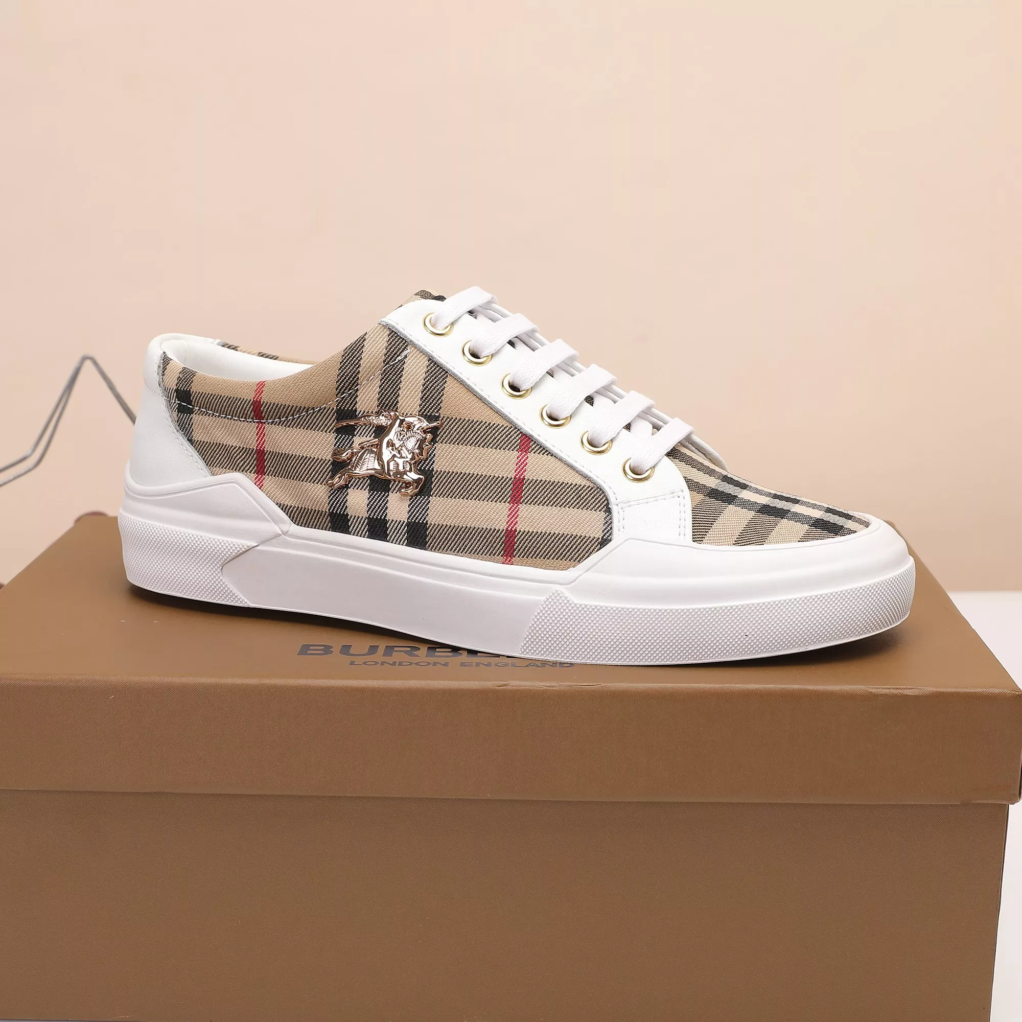 SportInspired 1111 Burberry Casual Shoes For Men
