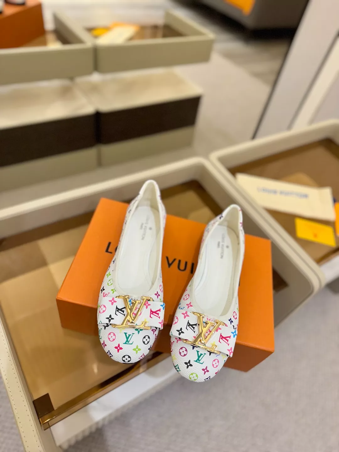 SportInspired 116 Louis Vuitton Flat Shoes For Women