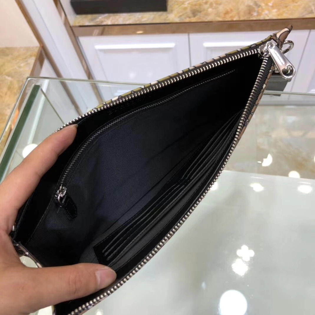 SportInspired 1288 Burberry AAA Man Wallets