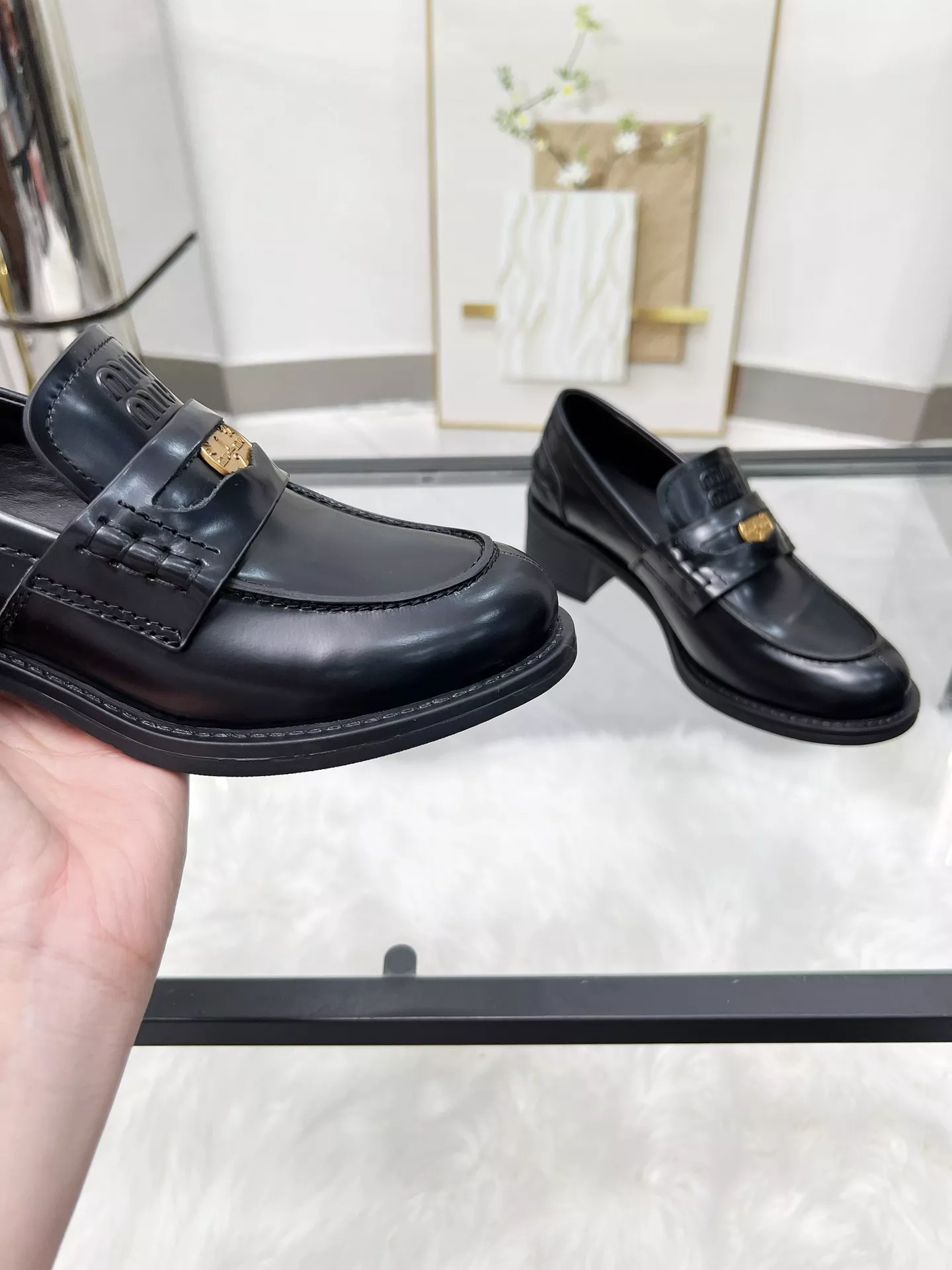 SportInspired 1616 MIU MIU Leather Shoes For Women