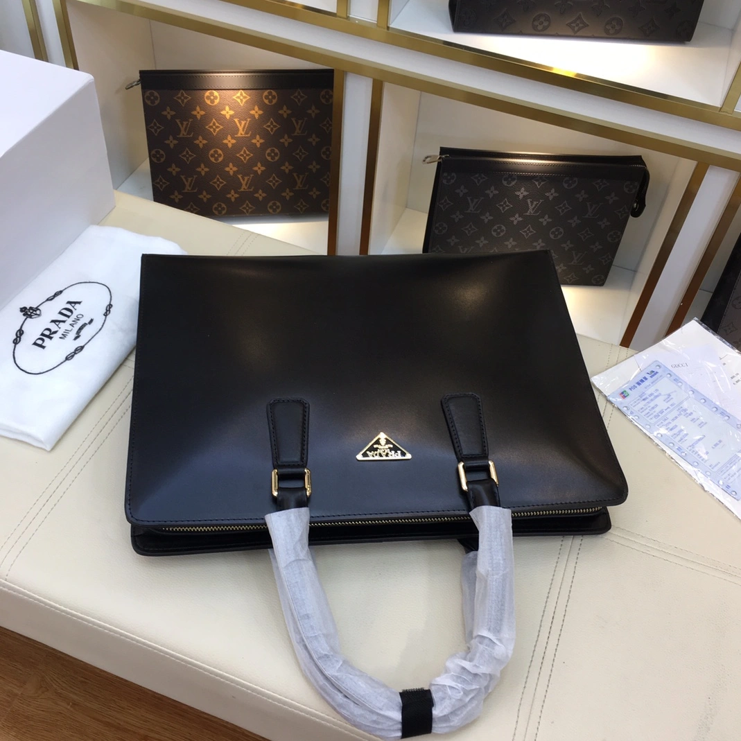 SportInspired 1800 Prada AAA Man Handbags