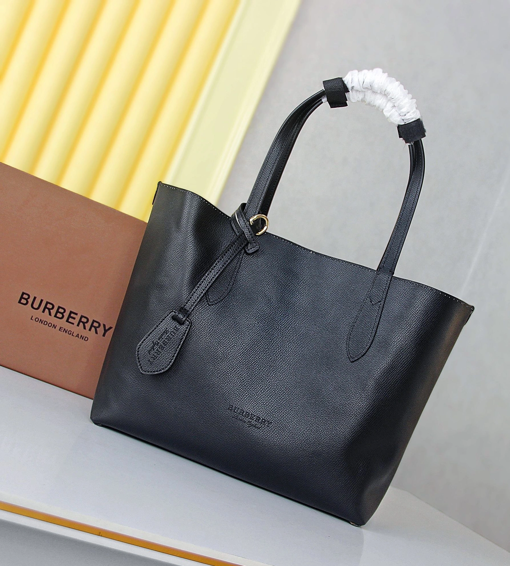 SportInspired 1942 Burberry AAA Handbags For Women