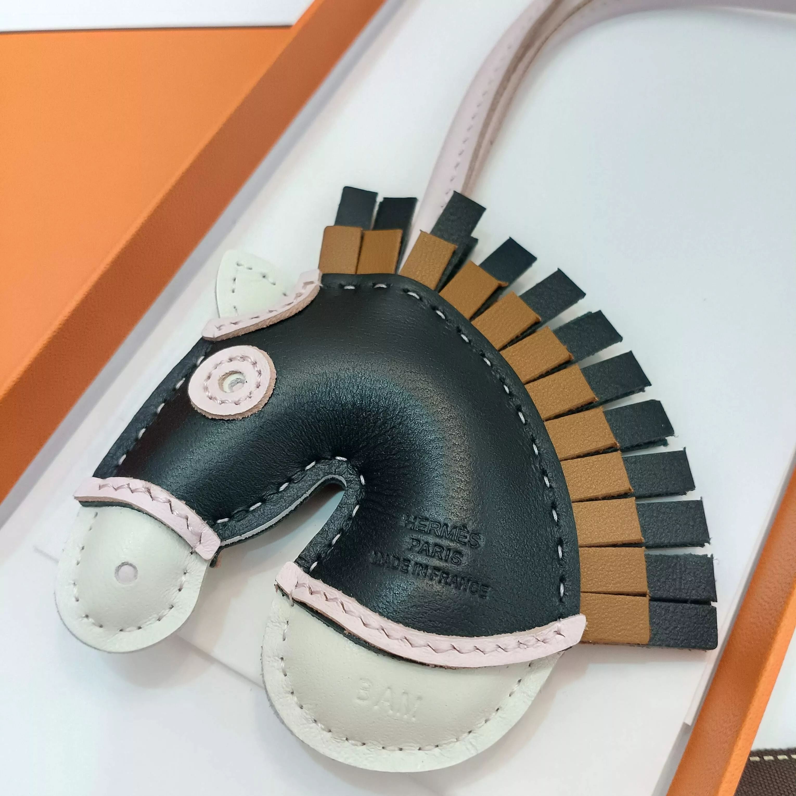 SportInspired 2147 Hermes Key Holder And Bag Buckle