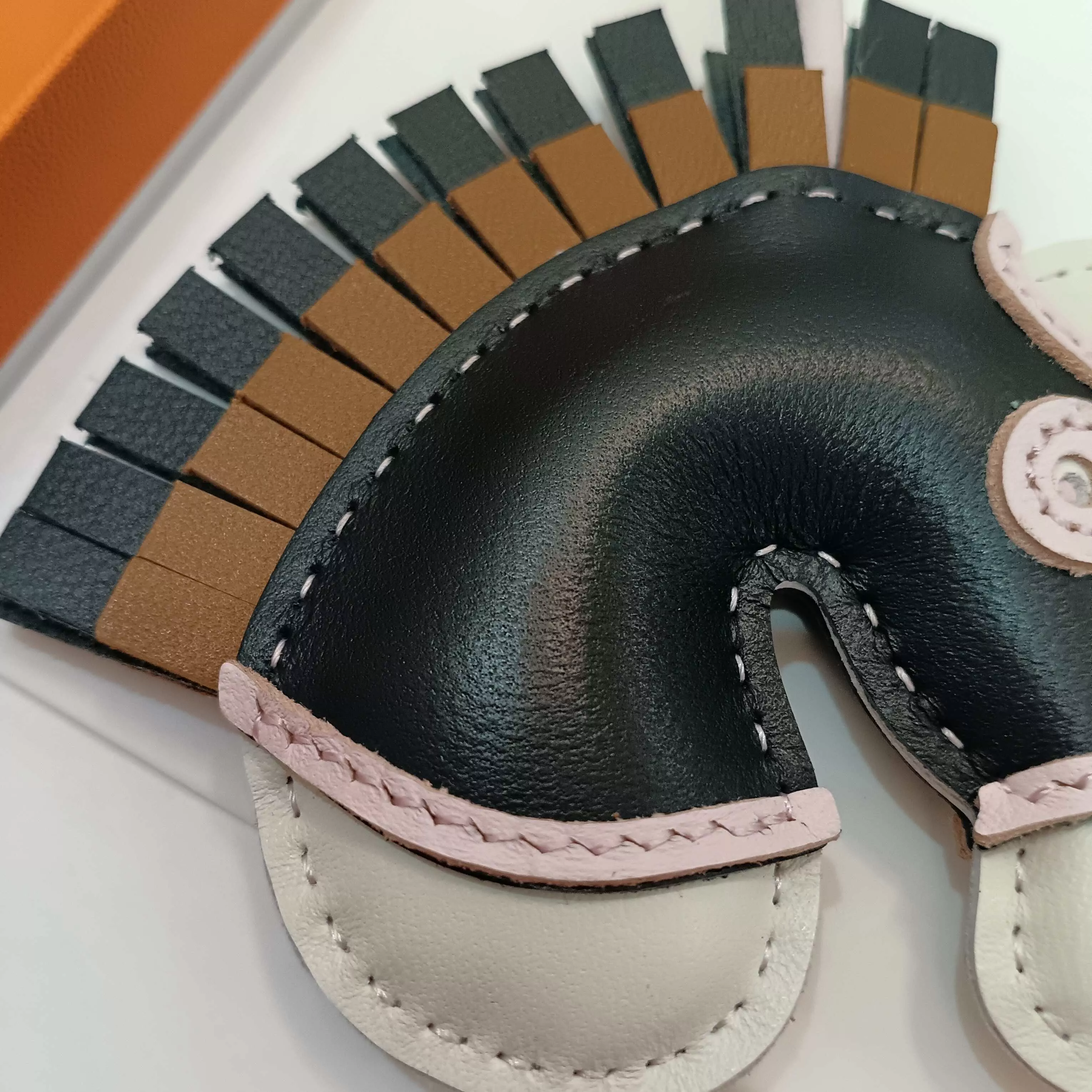 SportInspired 2147 Hermes Key Holder And Bag Buckle