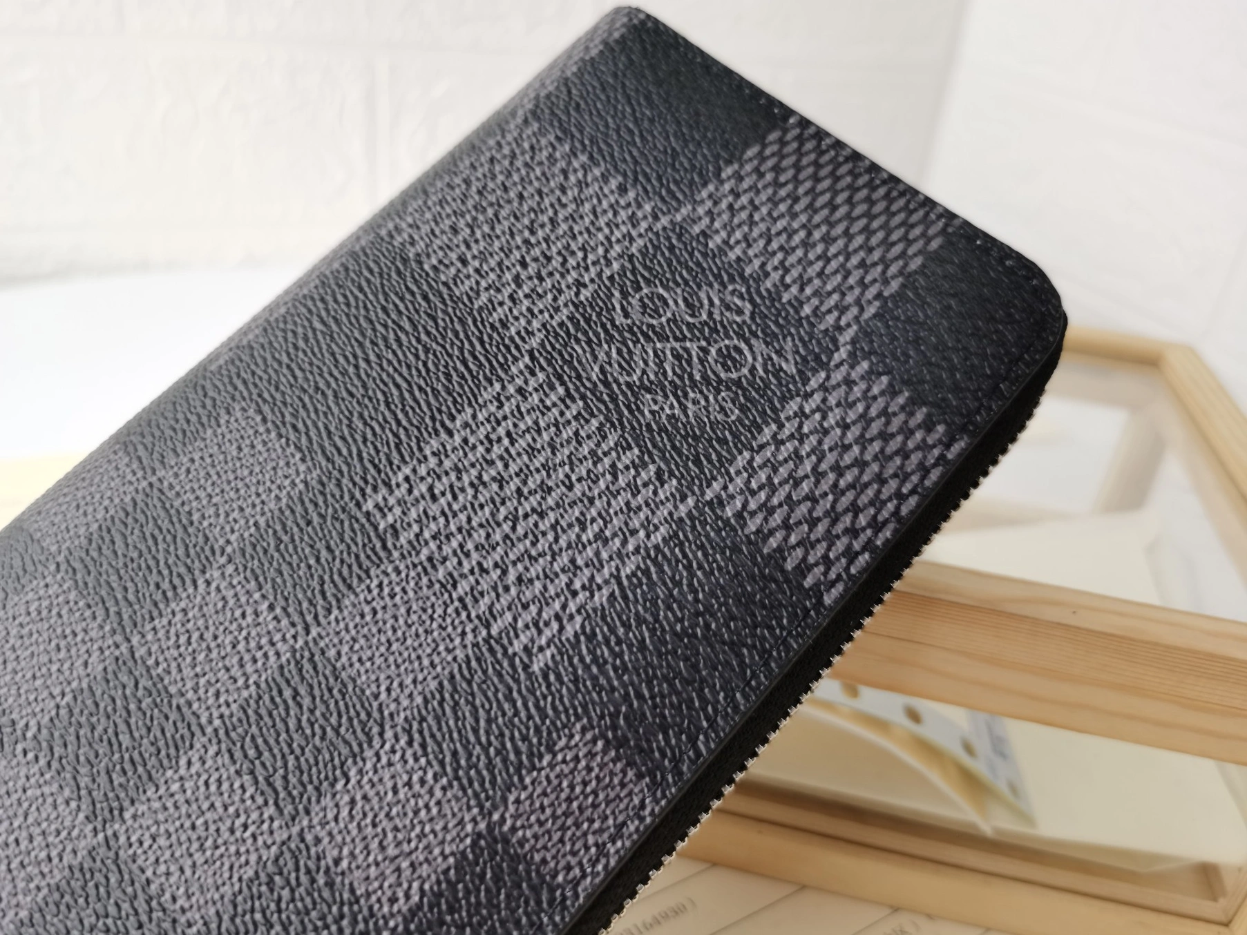 SportInspired 2287 Louis Vuitton LV Card Case For Unisex