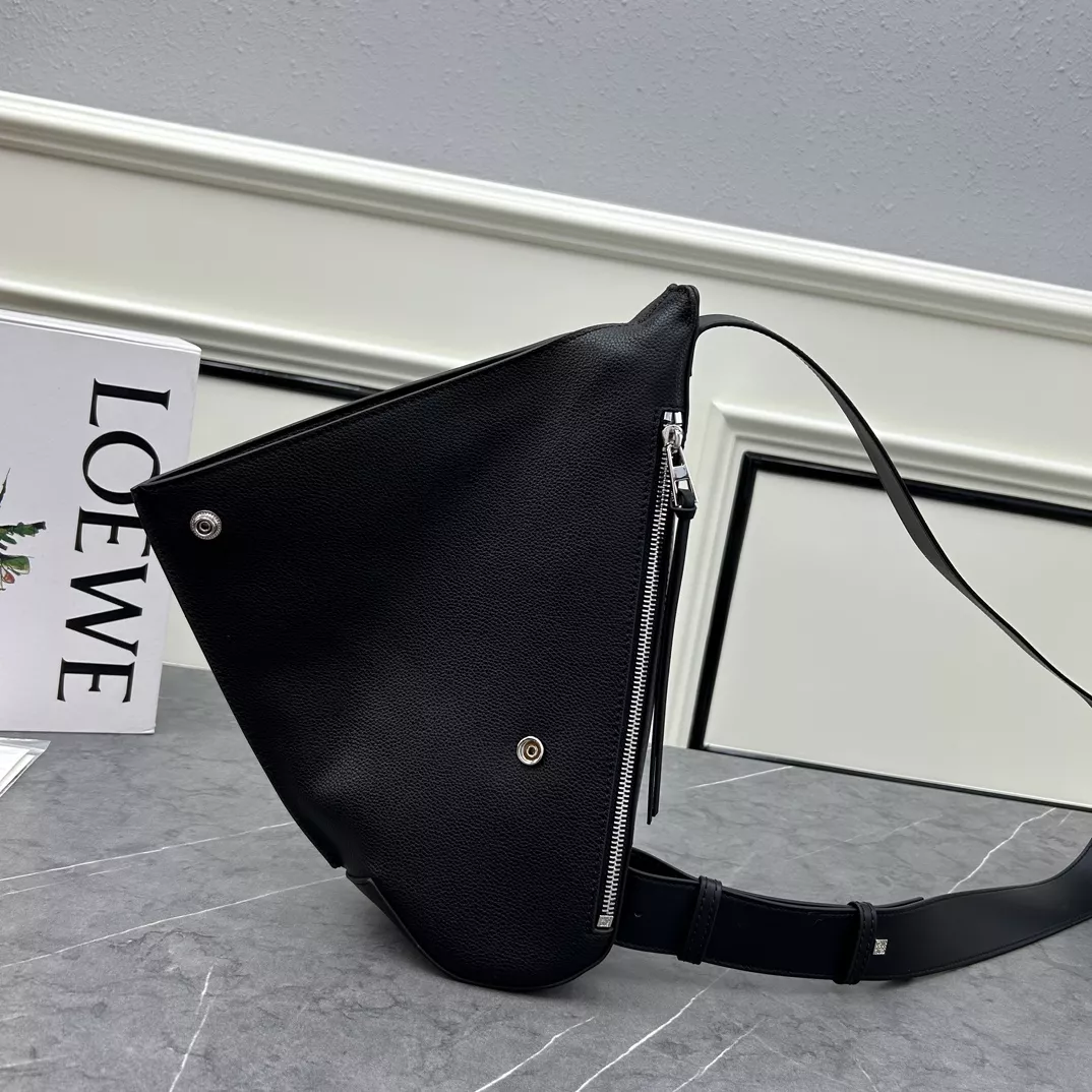 SportInspired 2312 LOEWE AAA Quality Messenger Bags For Unisex
