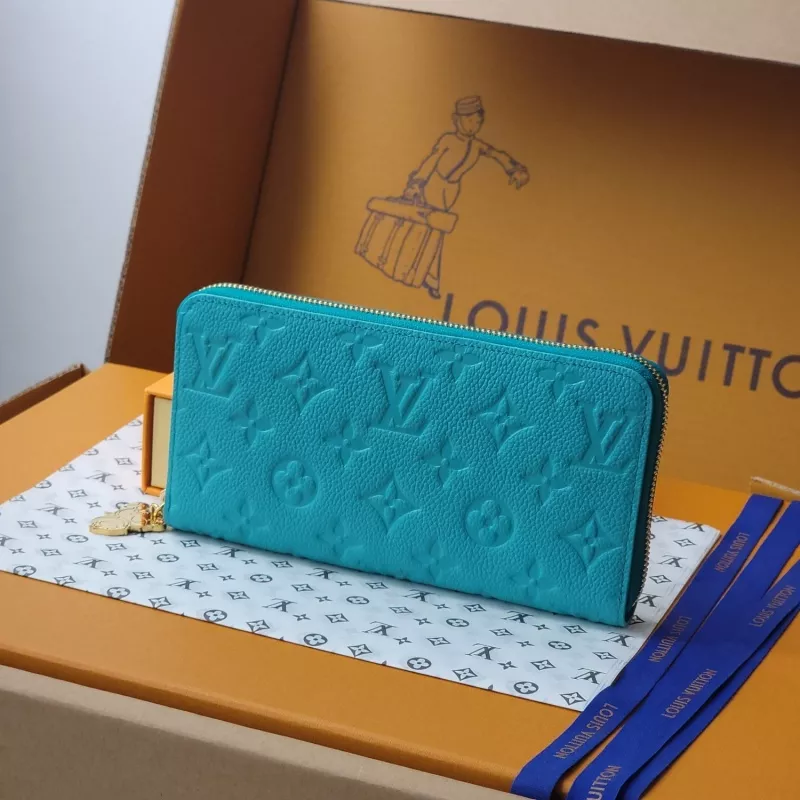 SportInspired 236 Louis Vuitton AAA Quality Card Case