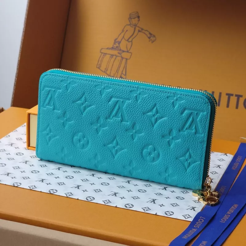 SportInspired 236 Louis Vuitton AAA Quality Card Case