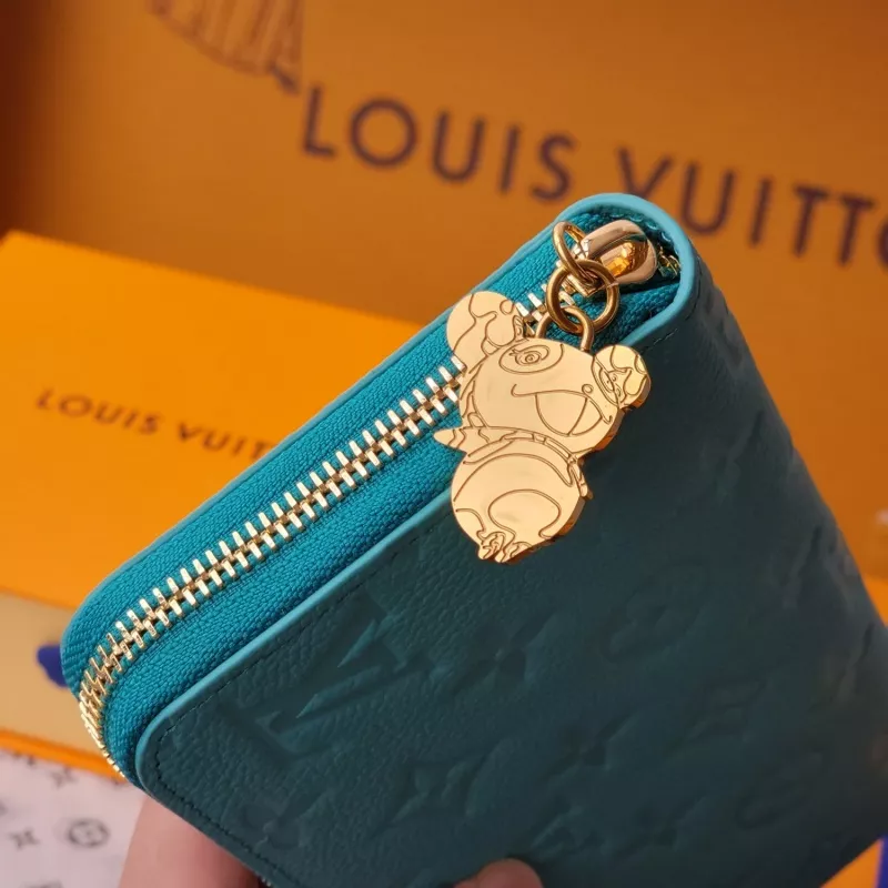 SportInspired 236 Louis Vuitton AAA Quality Card Case