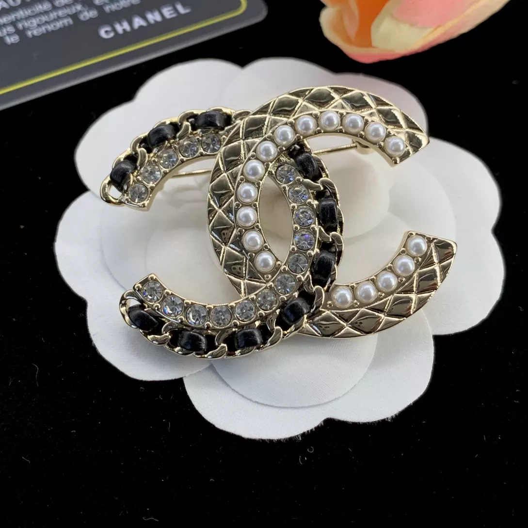 SportInspired 248 Chanel Brooches For Women