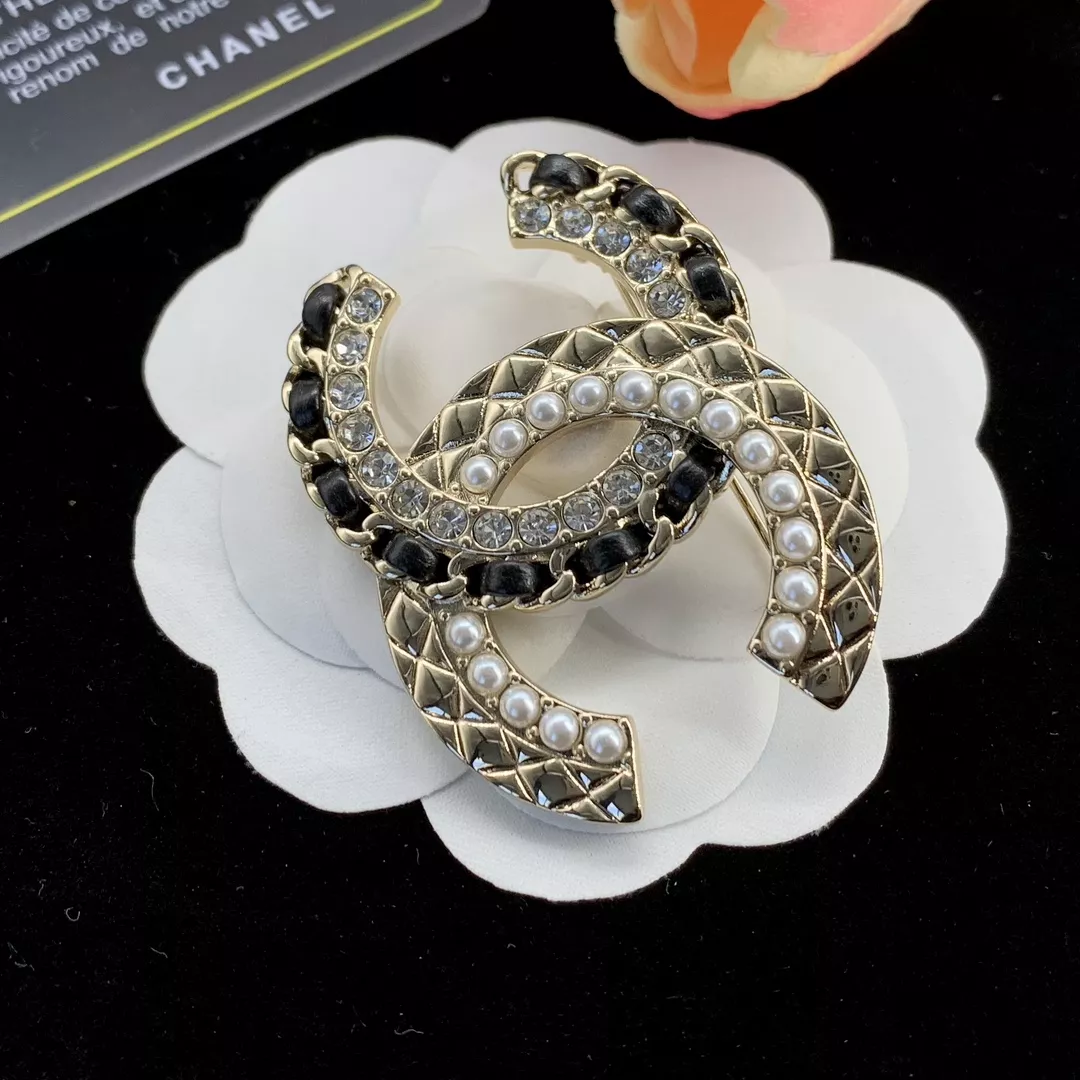 SportInspired 248 Chanel Brooches For Women