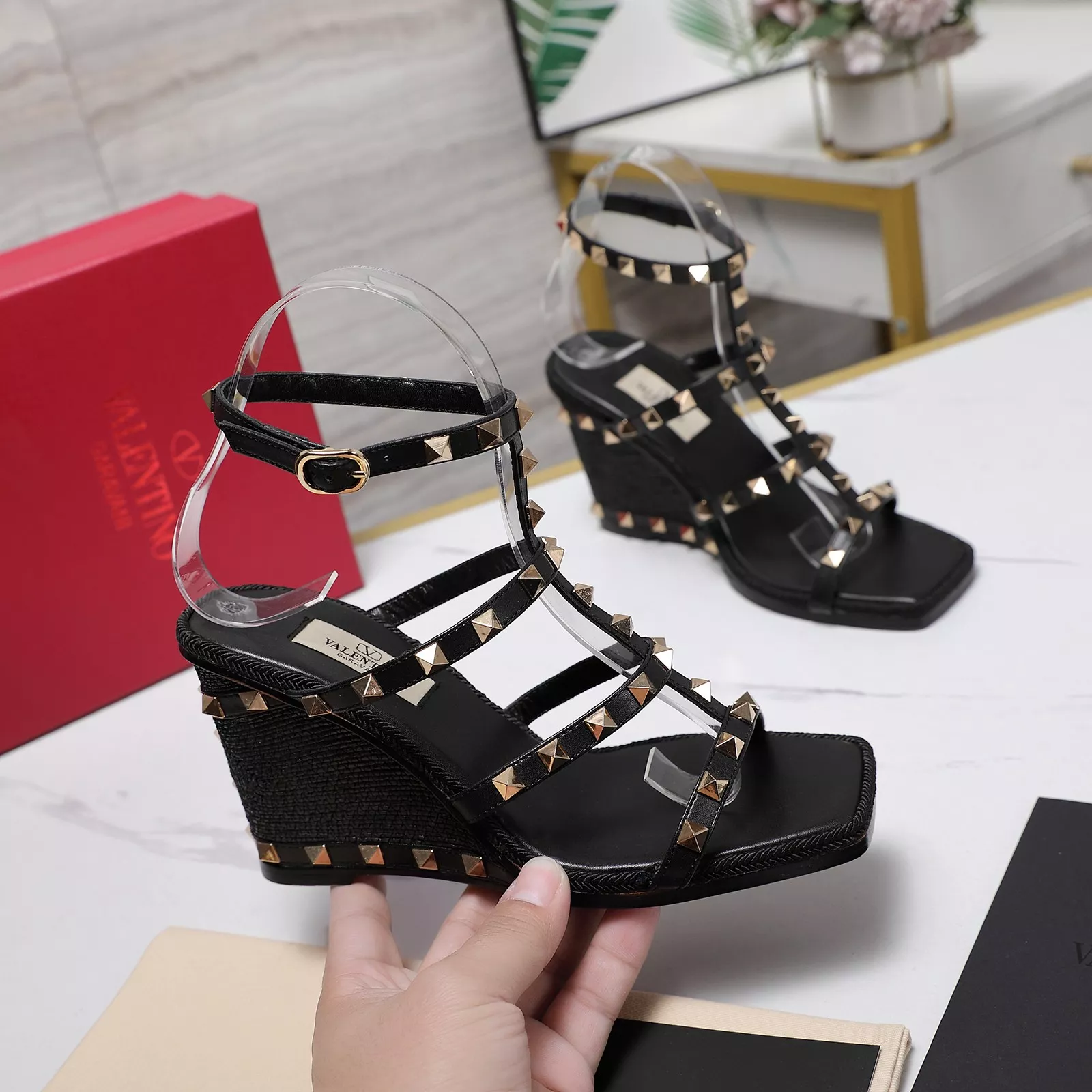 SportInspired 264 Valentino Sandal For Women