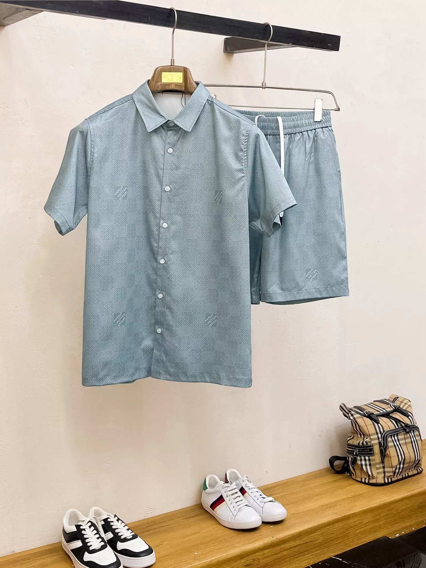 SportInspired 2687 Louis Vuitton LV Tracksuits Short Sleeved For Men