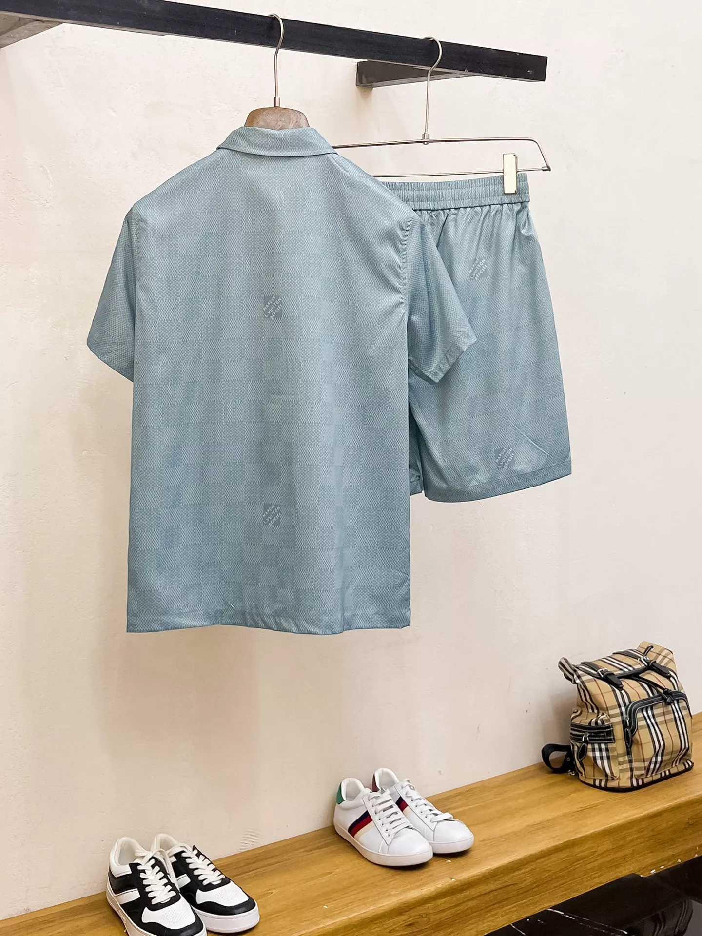 SportInspired 2687 Louis Vuitton LV Tracksuits Short Sleeved For Men