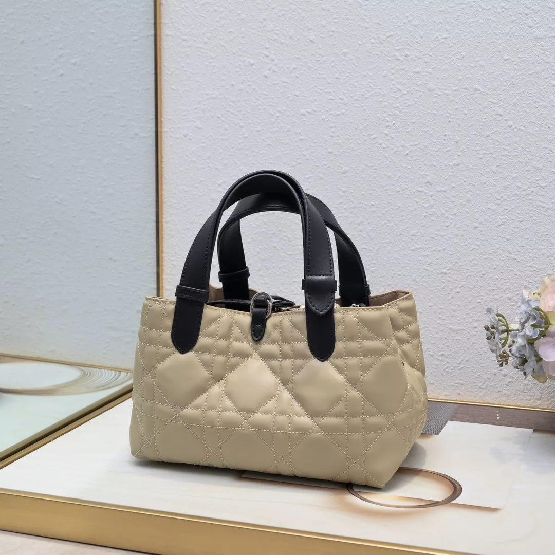SportInspired 2747 Christian Dior AAA Quality Handbags For Women