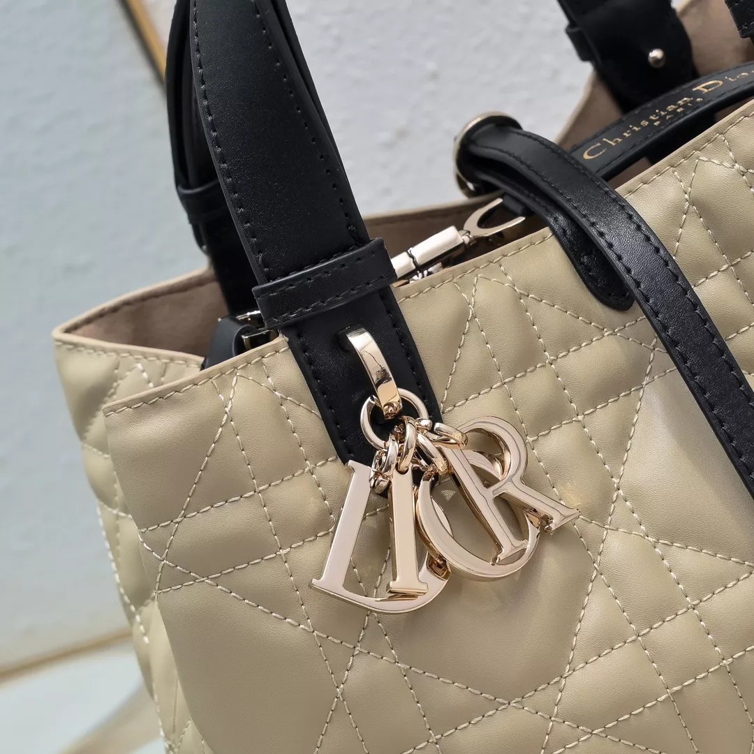 SportInspired 2747 Christian Dior AAA Quality Handbags For Women