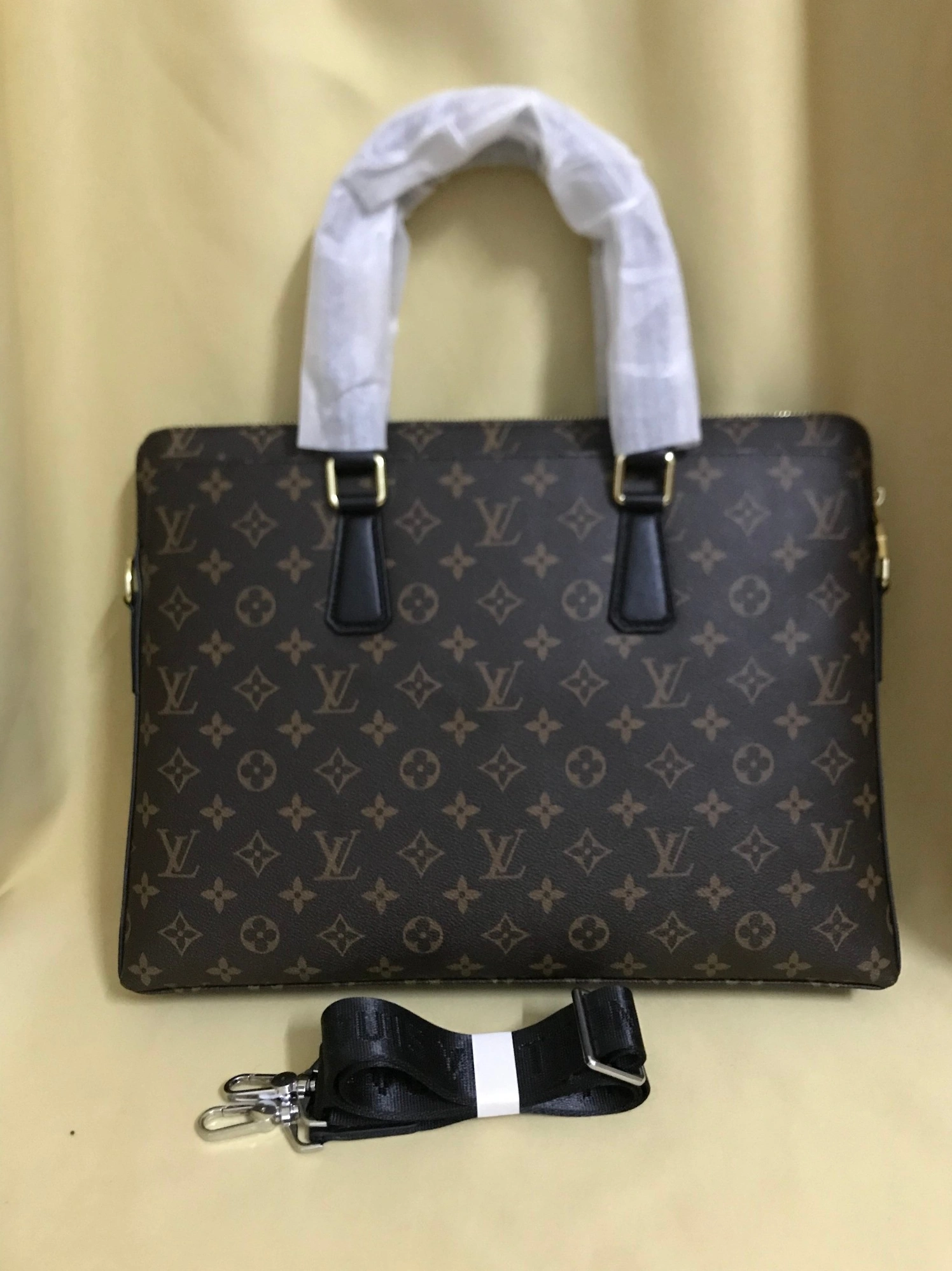 SportInspired 3089 Louis Vuitton AAA Man Handbags