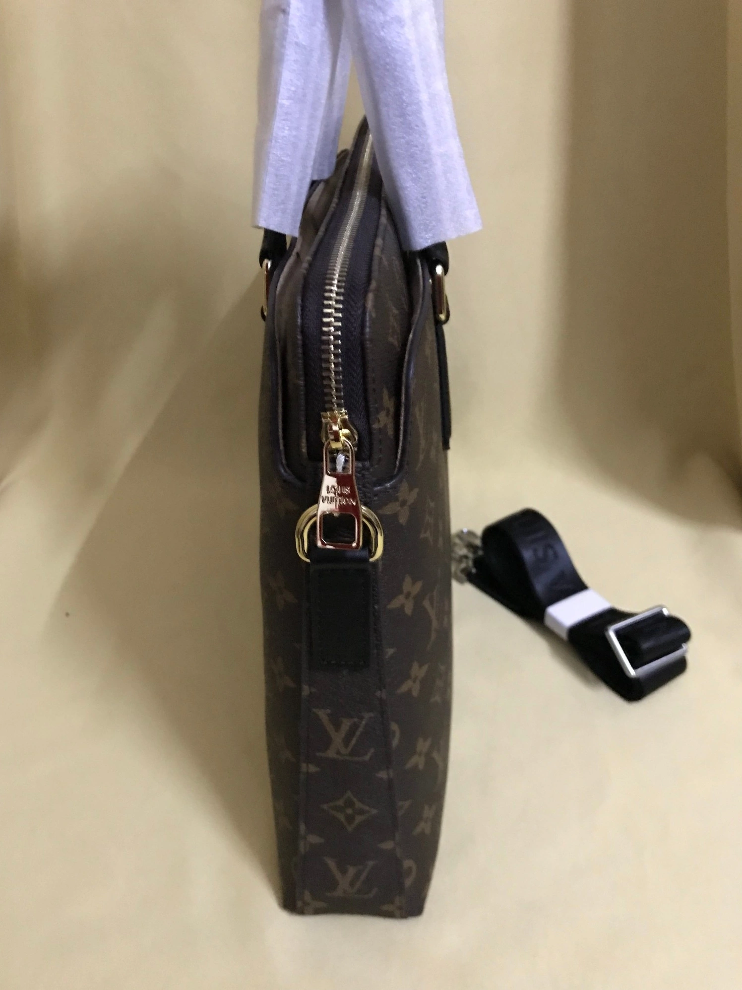 SportInspired 3089 Louis Vuitton AAA Man Handbags