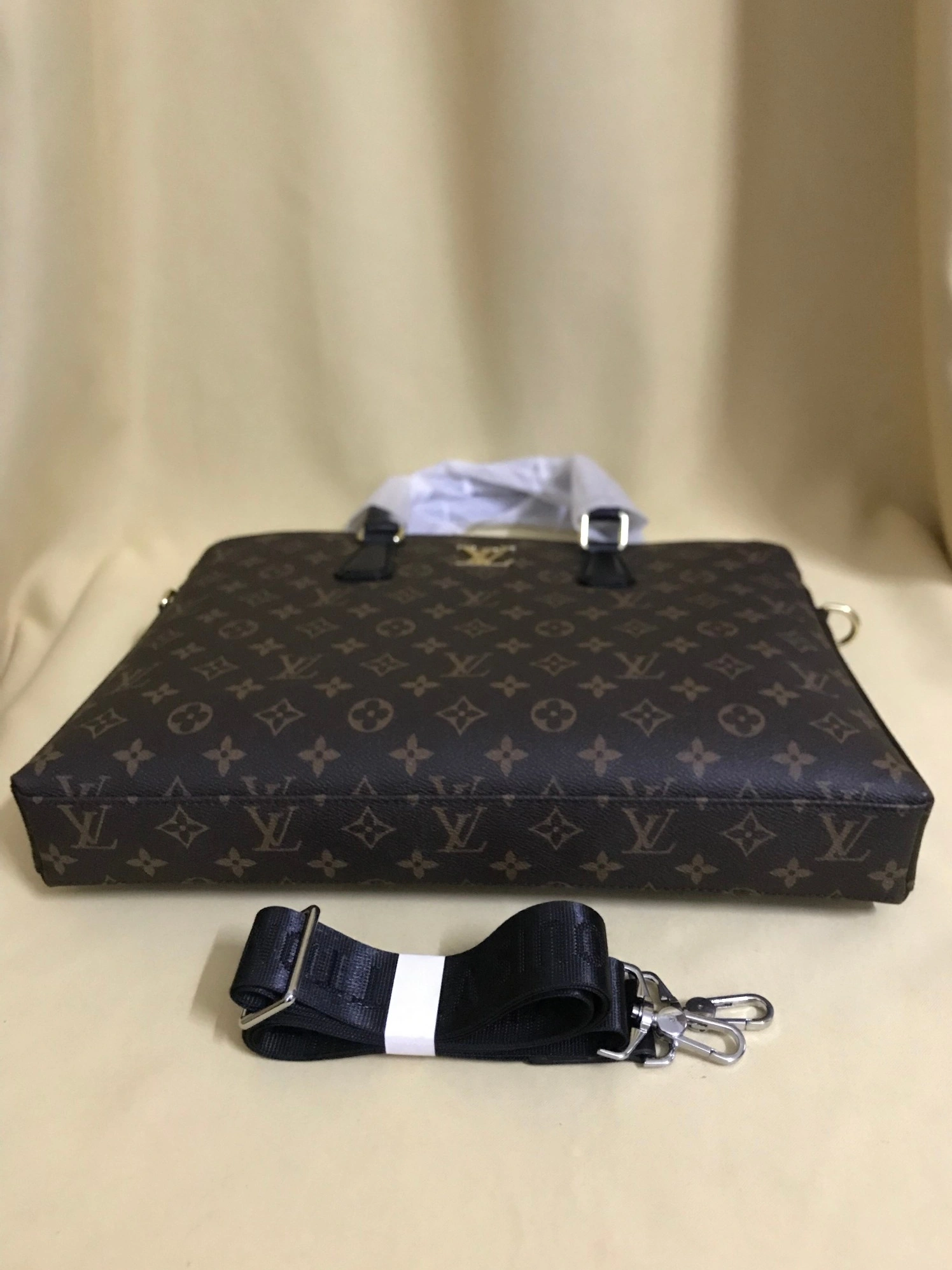 SportInspired 3089 Louis Vuitton AAA Man Handbags